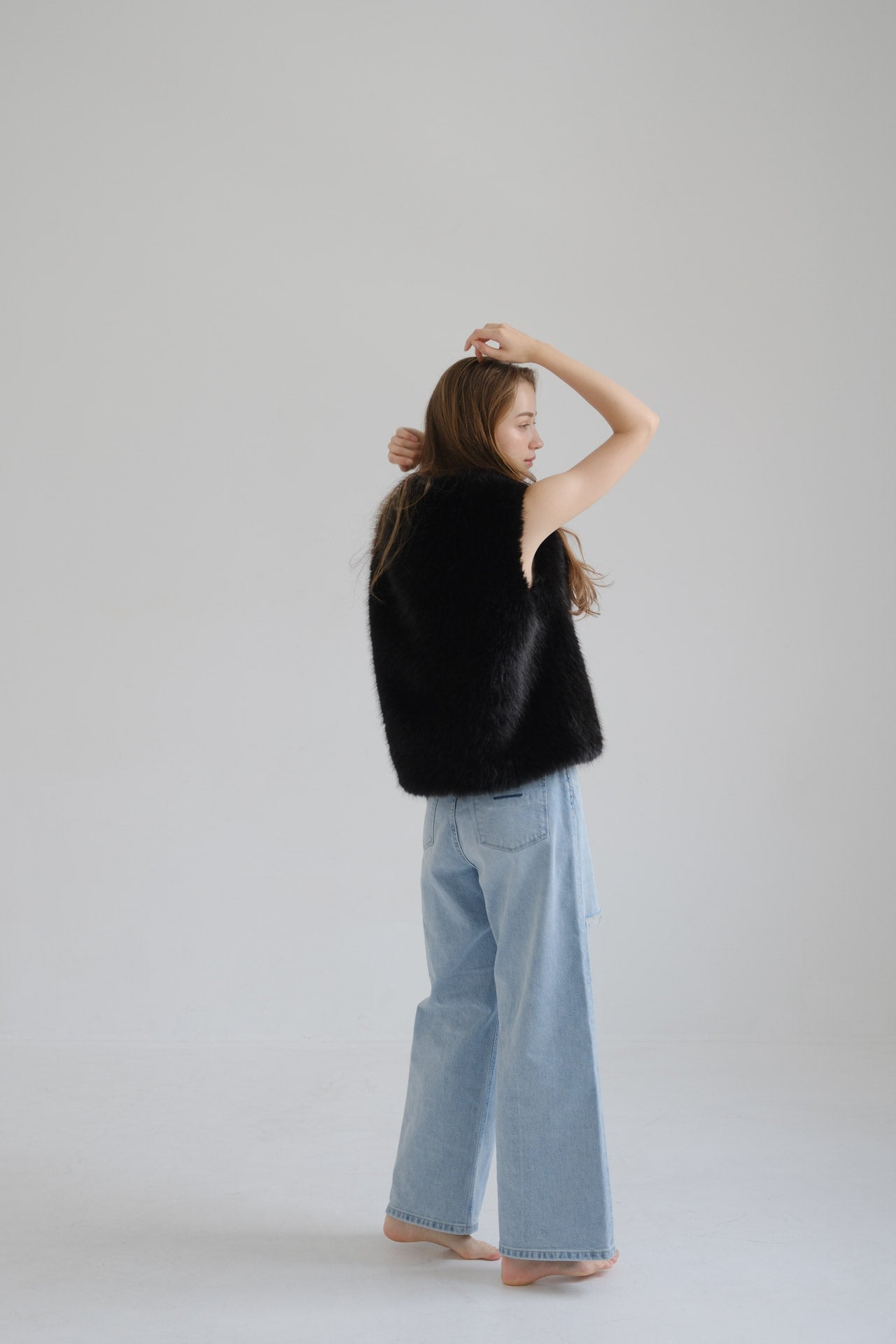Eco fur vest / black