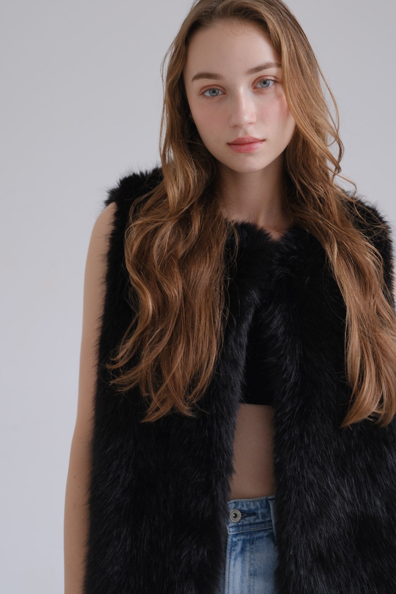Eco fur vest / black