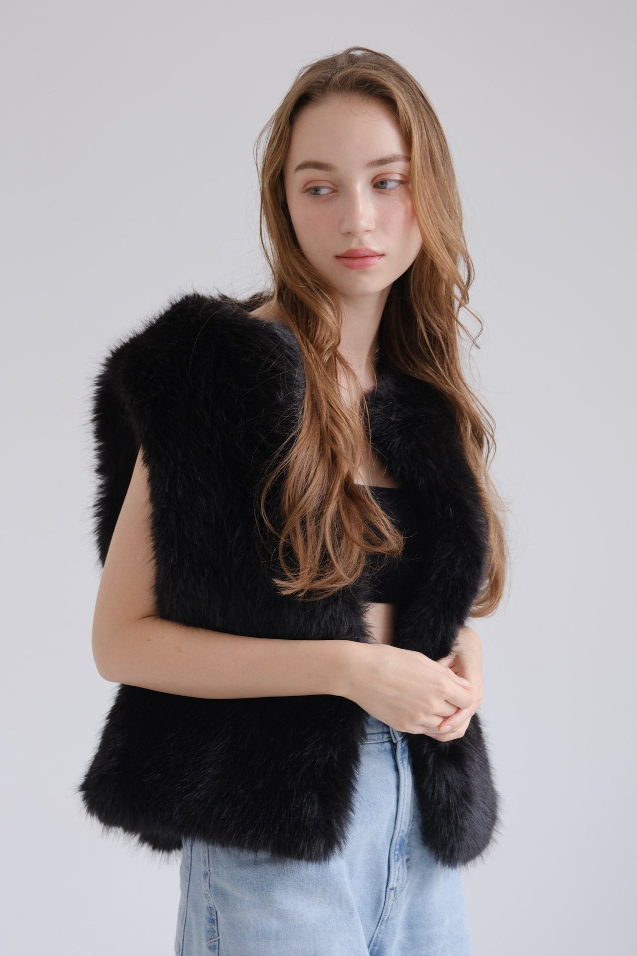 Eco fur vest / black