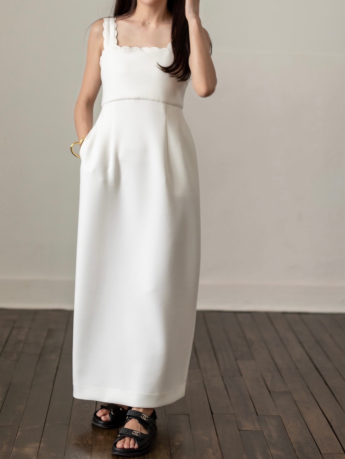 Lady scallop dress-White