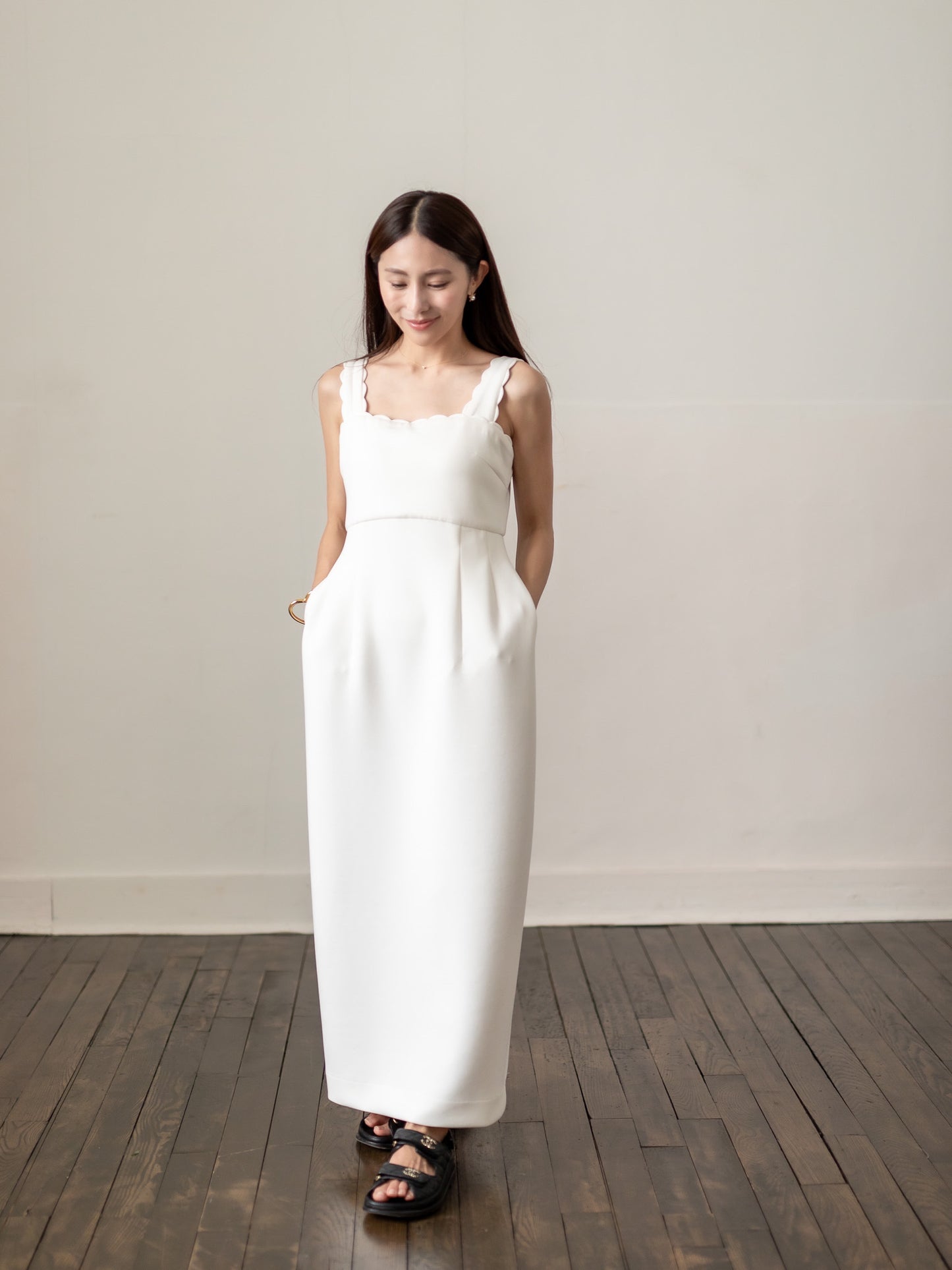 Lady scallop dress-White