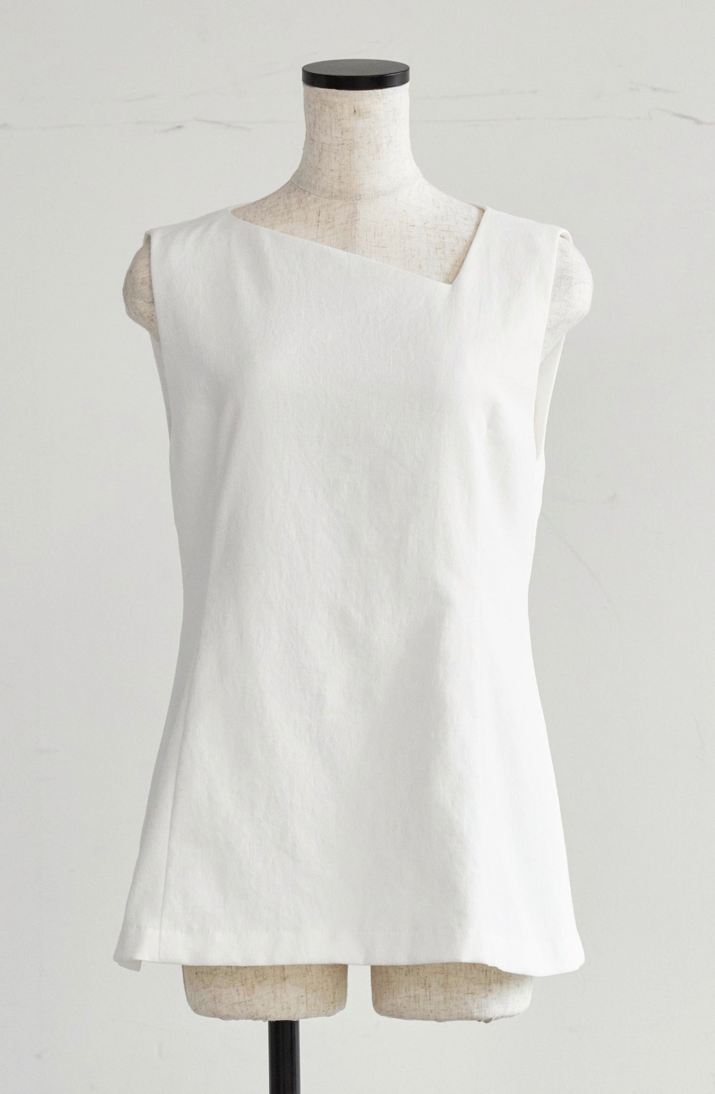 Lady linen like tops(White)