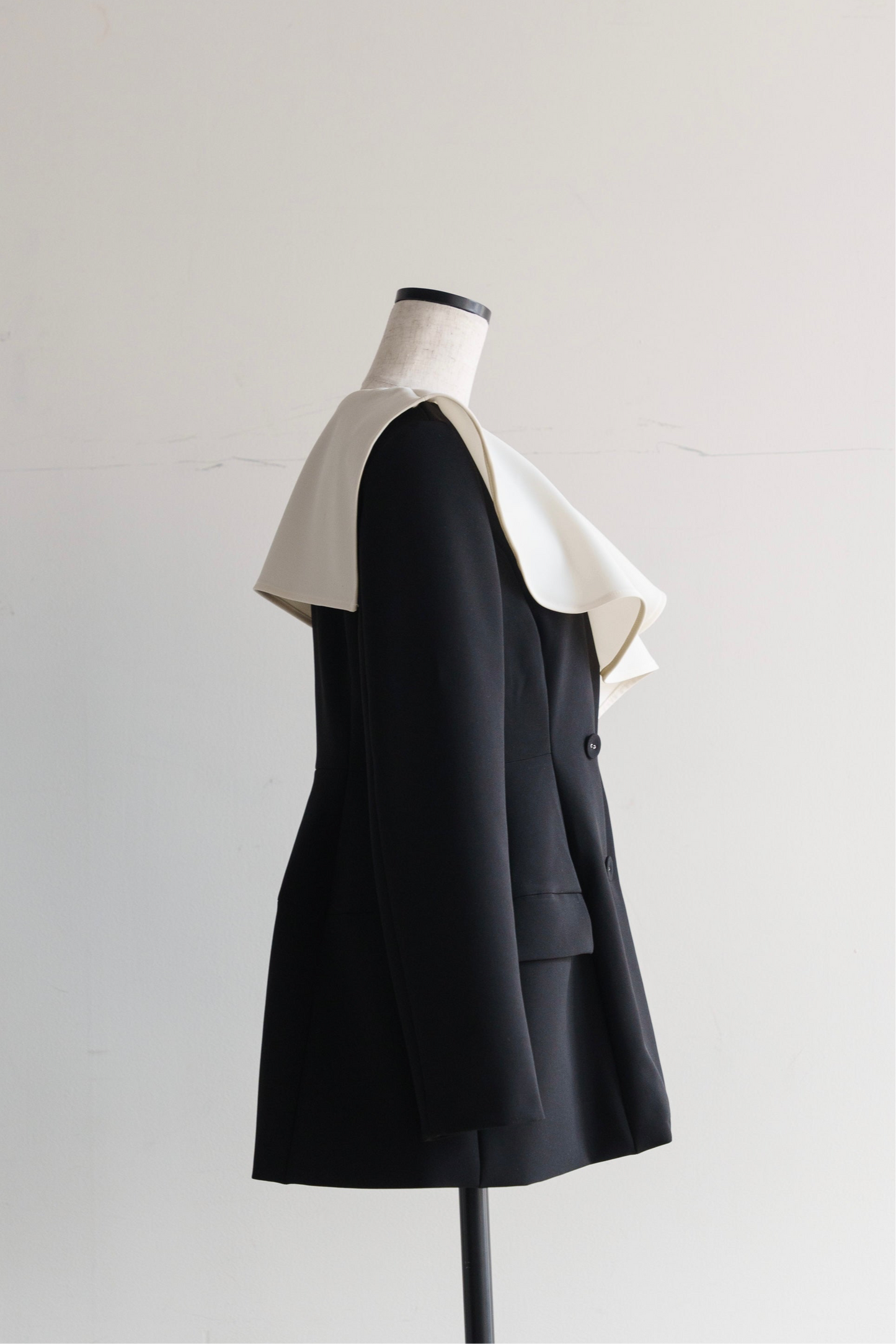 Ruffle 2way Peplum Jacket -Black