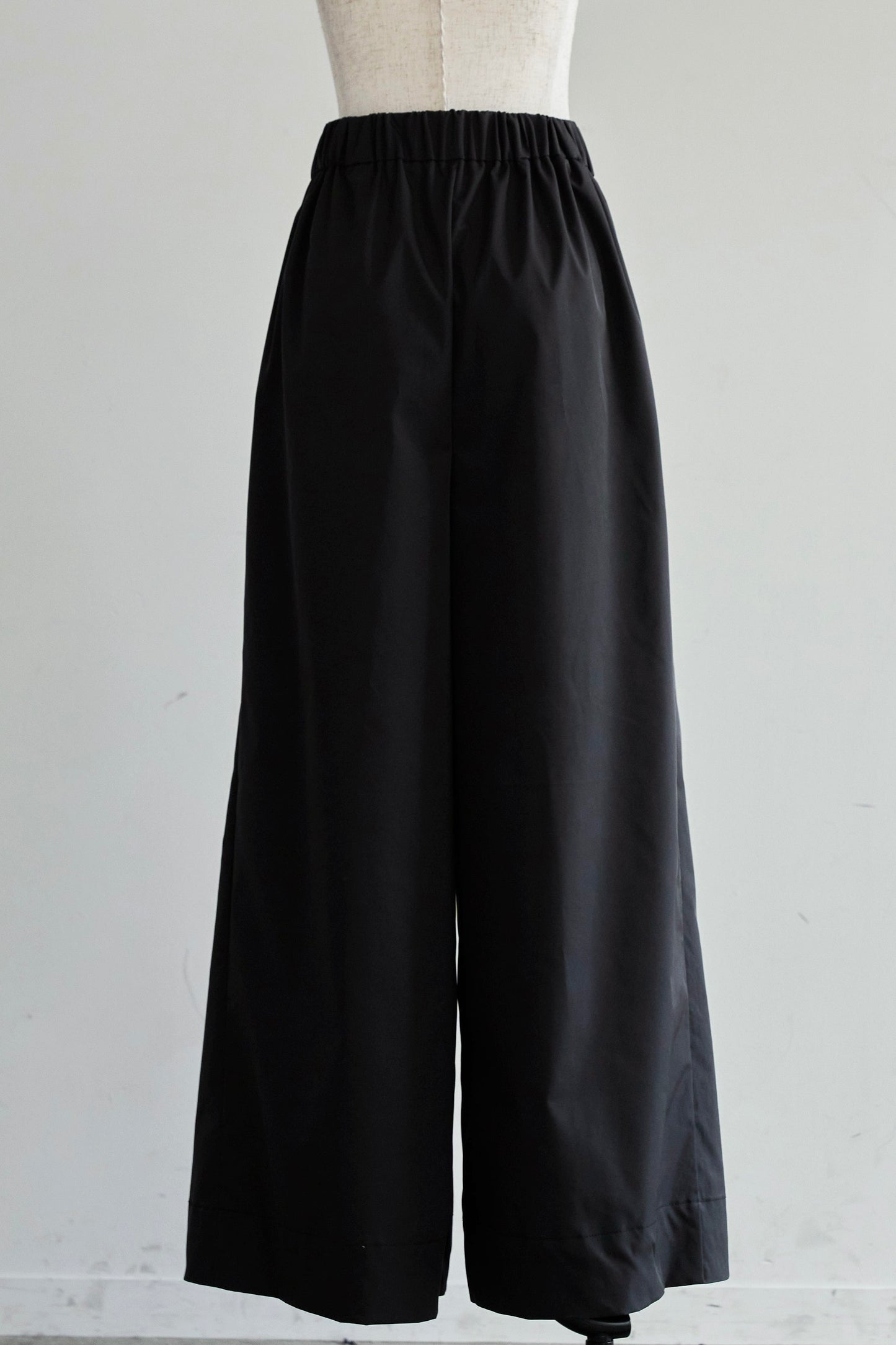 Easy 撥水 wide pants(Black)