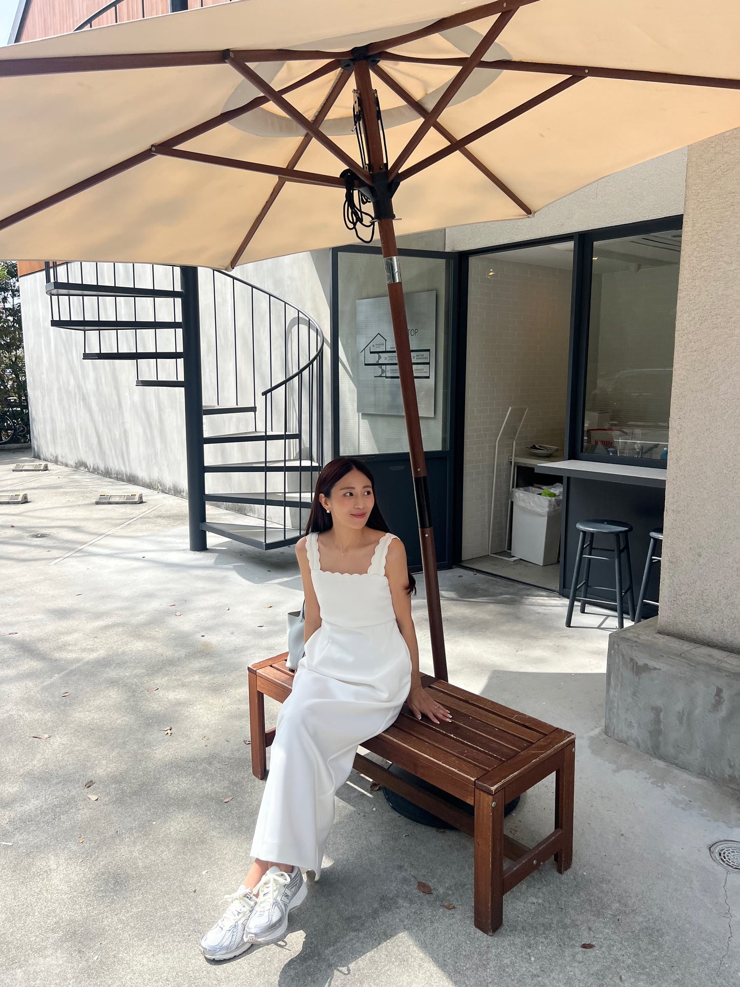 Lady scallop dress-White