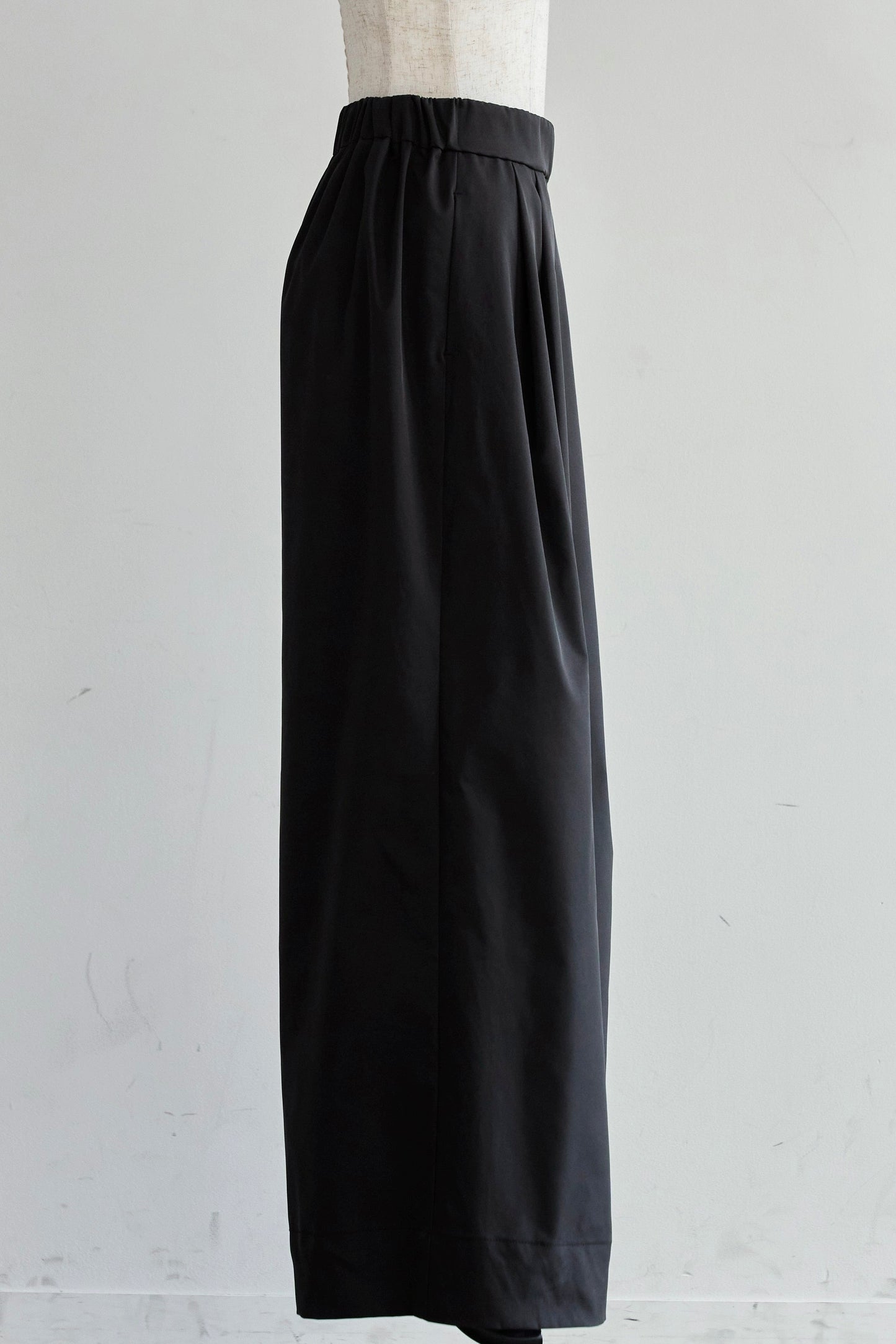 Easy 撥水 wide pants(Black)