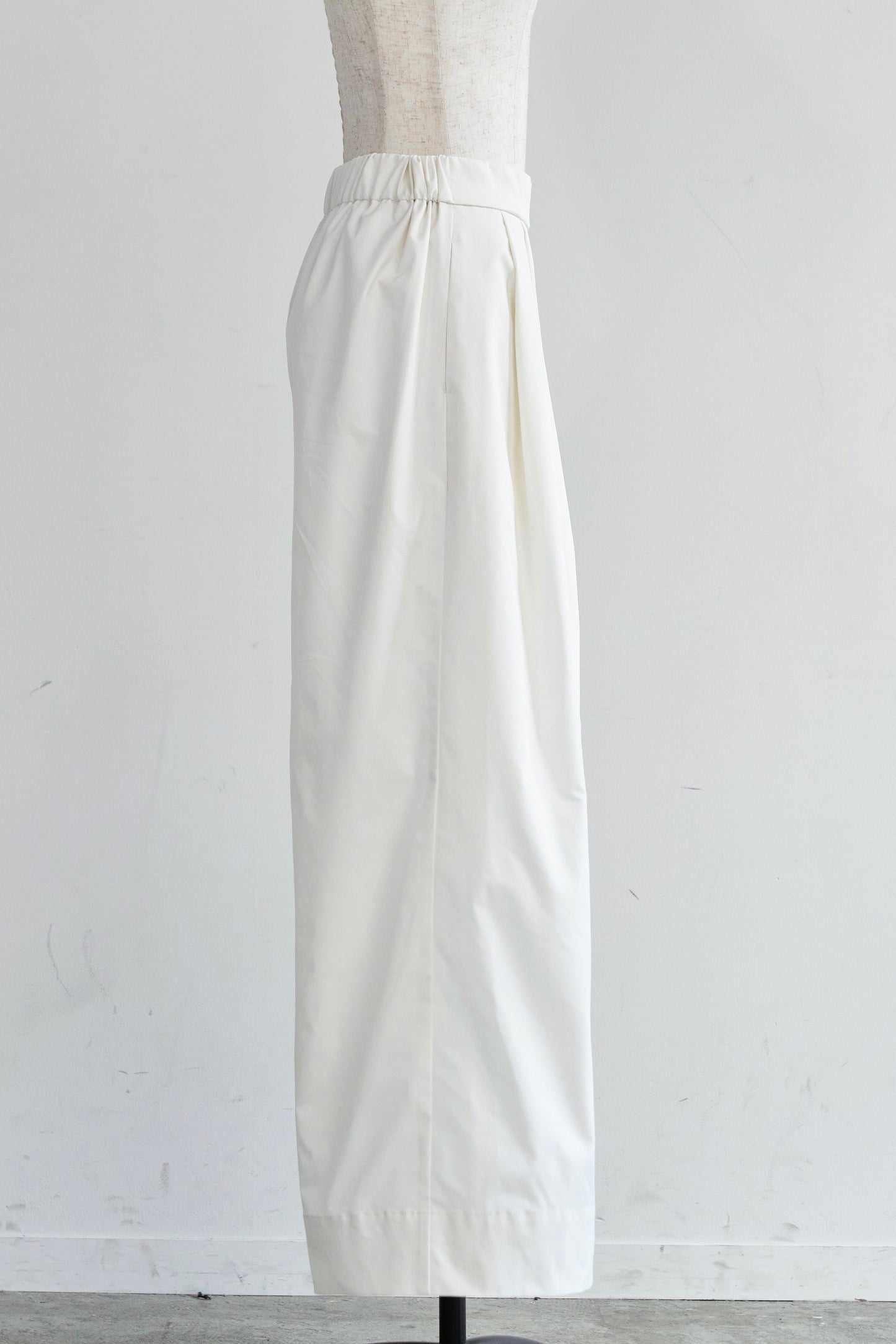 Easy 撥水 wide pants(White)