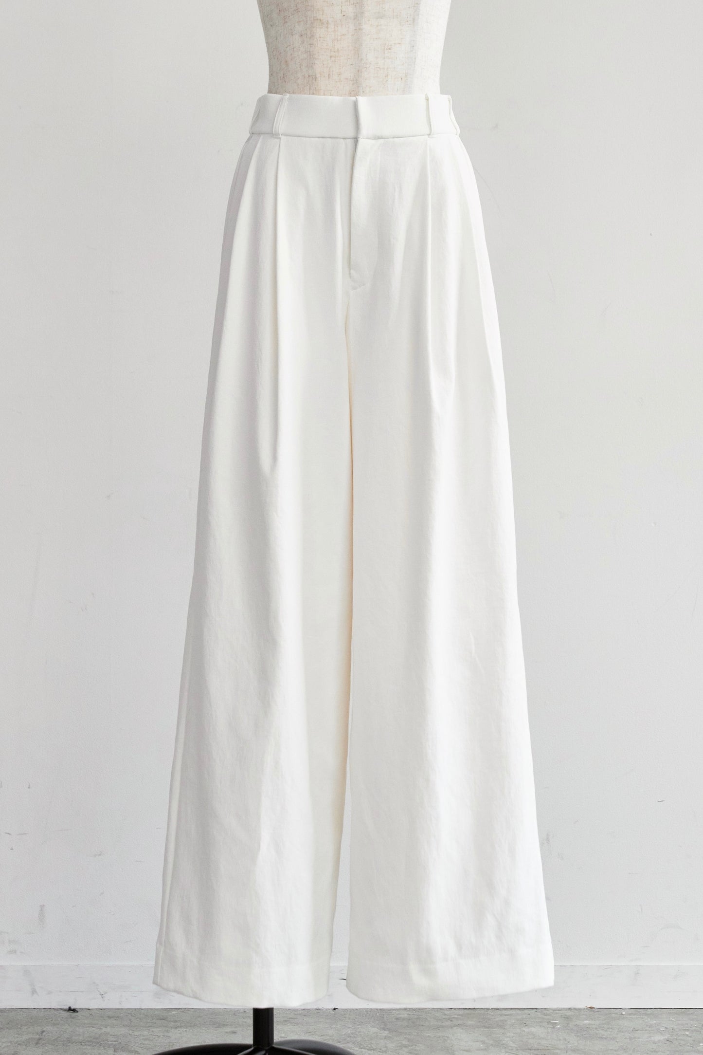 Lady linen like pants(White)