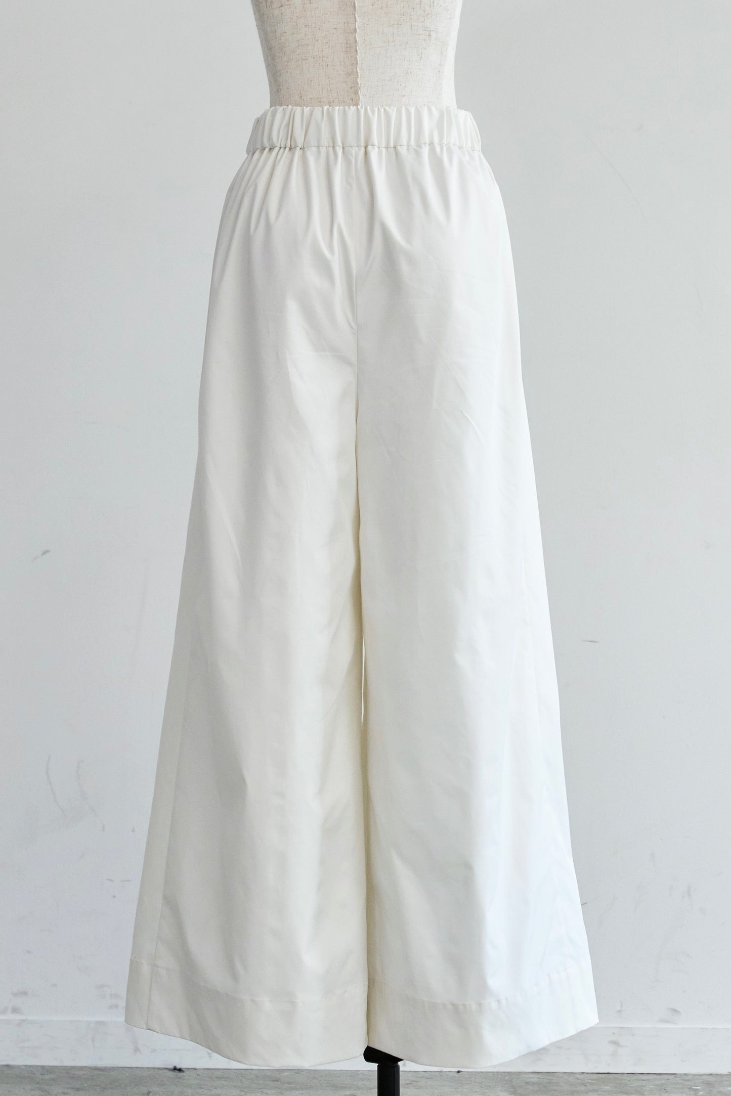Easy 撥水 wide pants(White)
