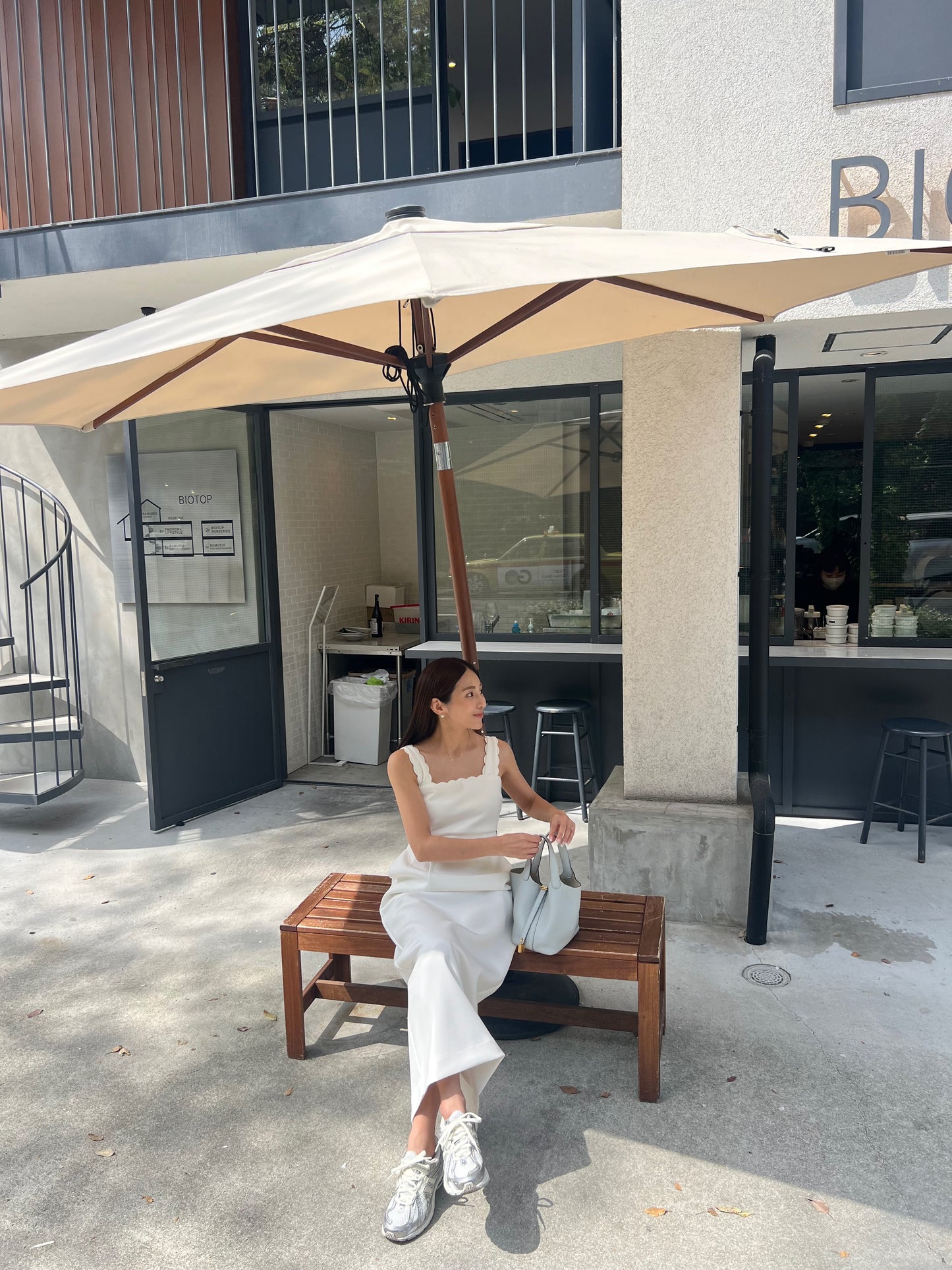 Lady scallop dress-White