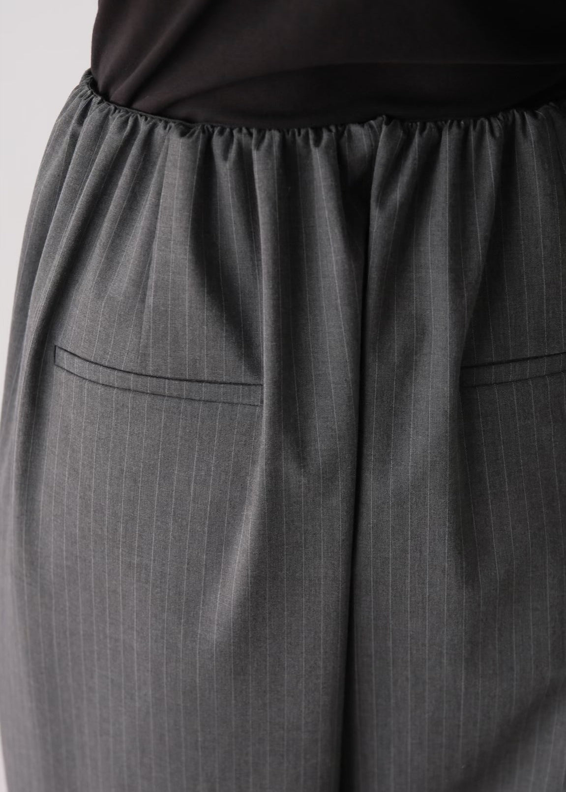 (Pre order) Tuck gather easy pants