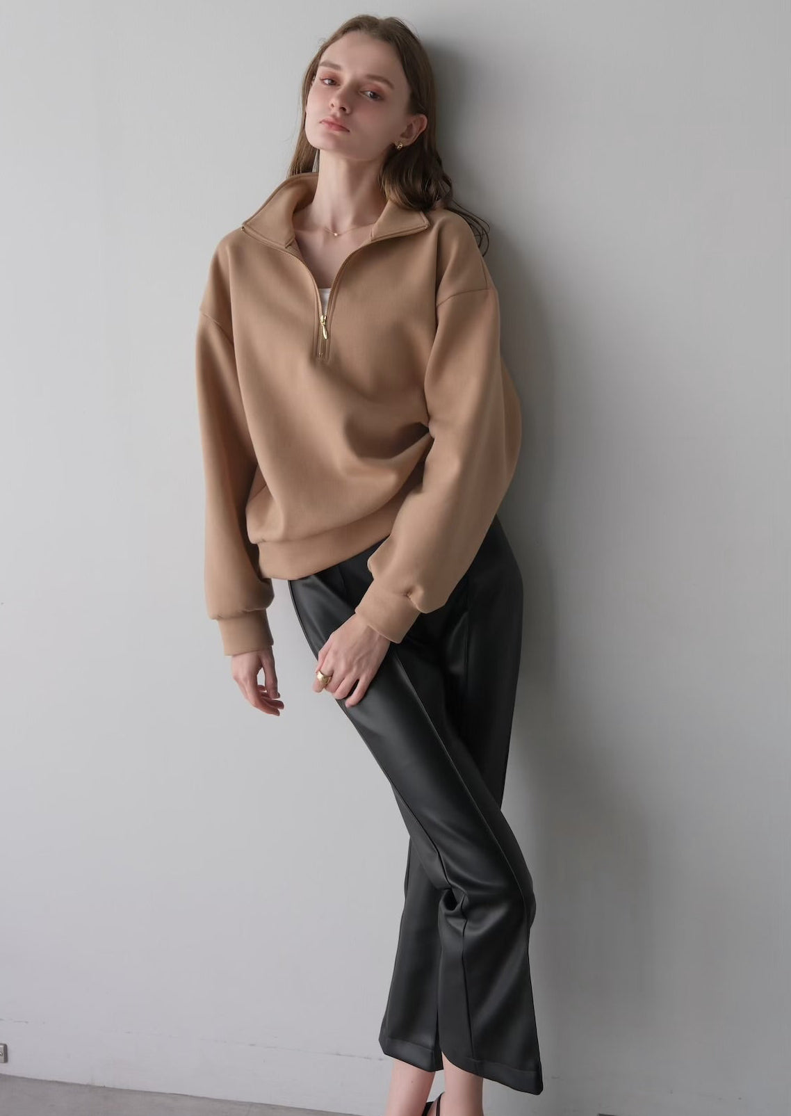 (Pre order) Rich half zip