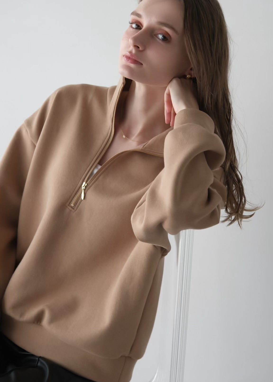 (Pre order) Rich half zip
