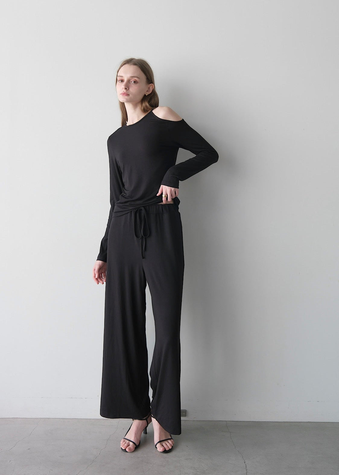 Collagen pants