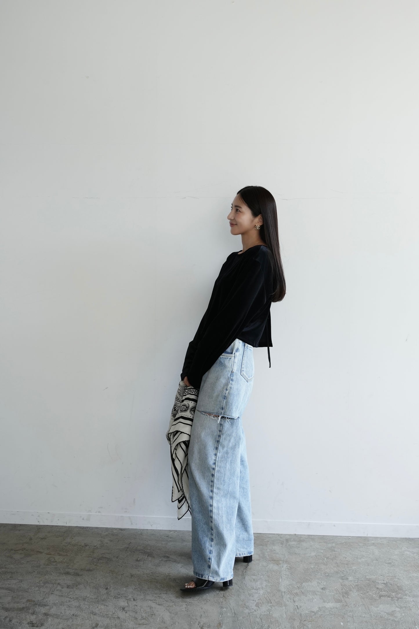 【予約】Konare velour tops (Black)