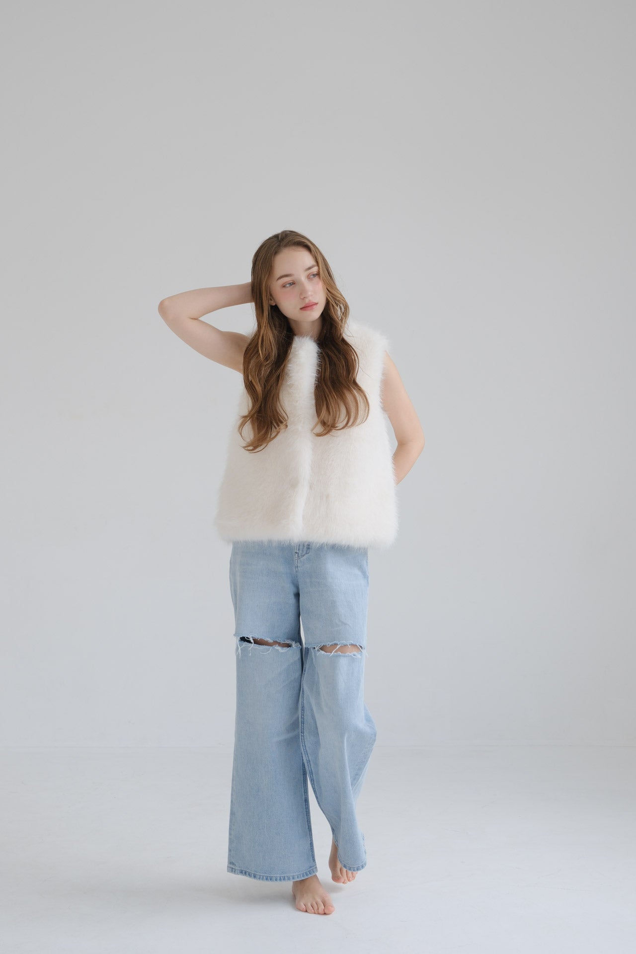 CARLAファーベスト⭐︎カーラ新品未使用 Eco fur vest / brown – CARLA
