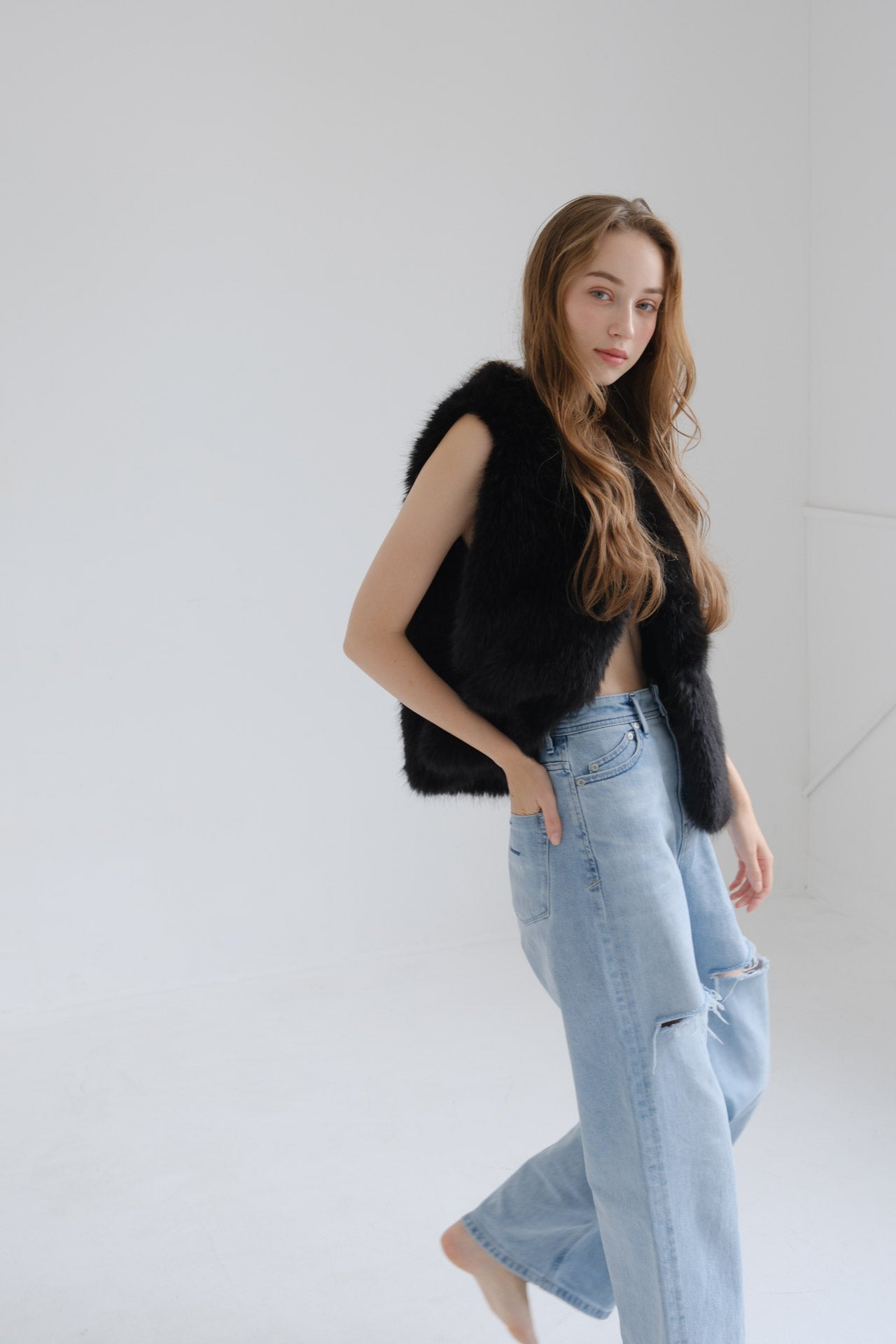 Eco fur vest / black