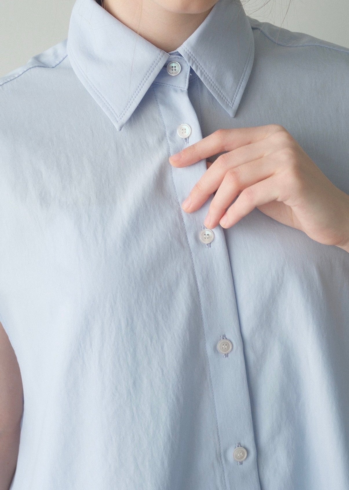 撥水 2way silky over shirt / pale blue