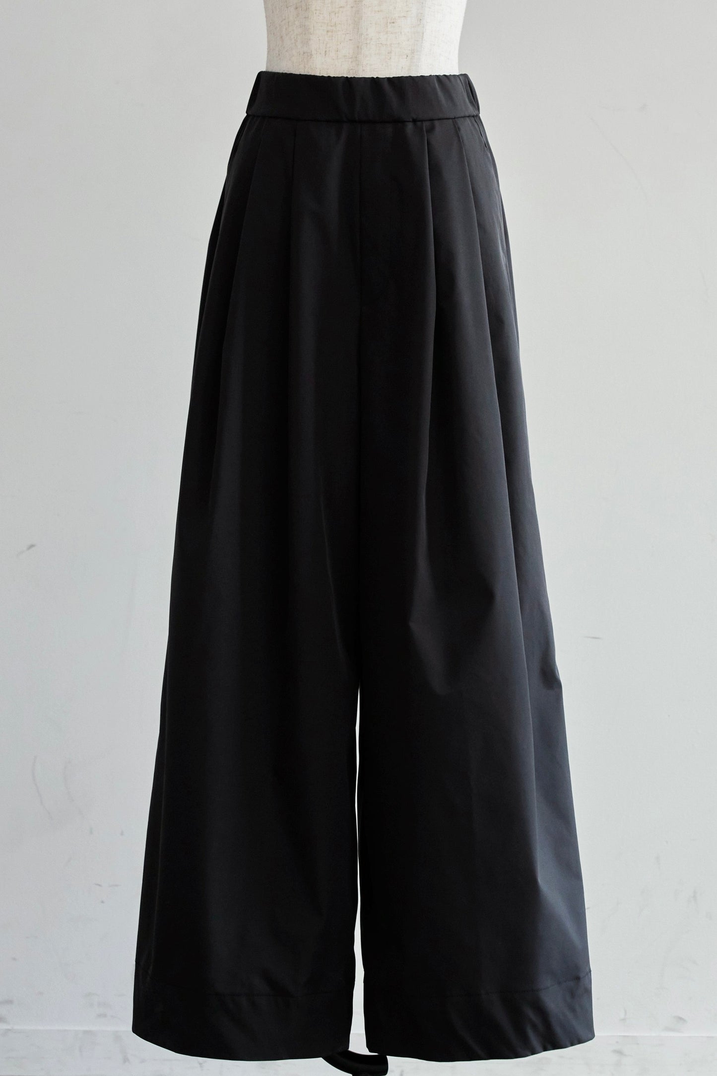 Easy 撥水 wide pants（Black）