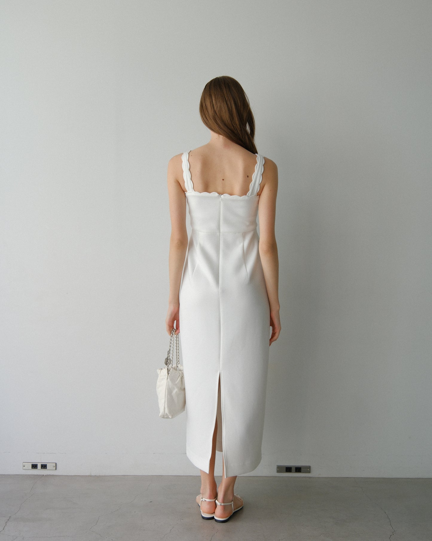 Lady scallop dress-White