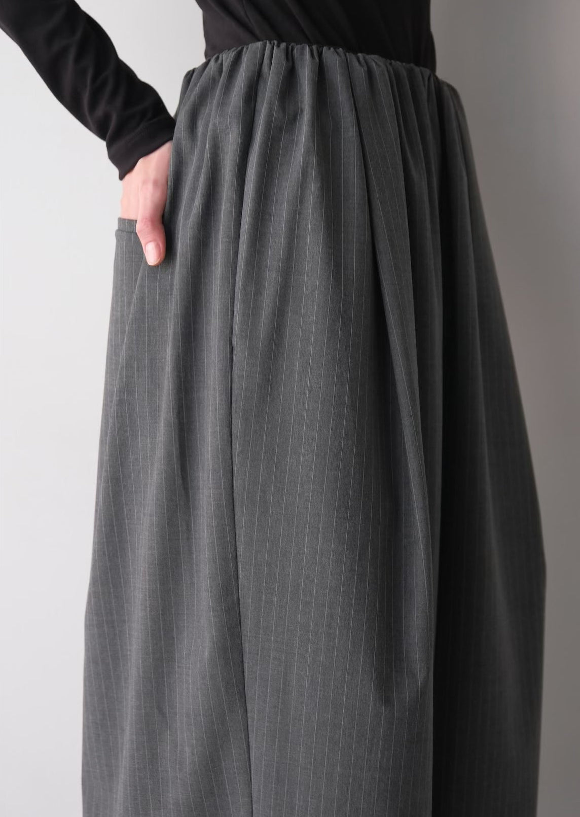 (Pre order) Tuck gather easy pants