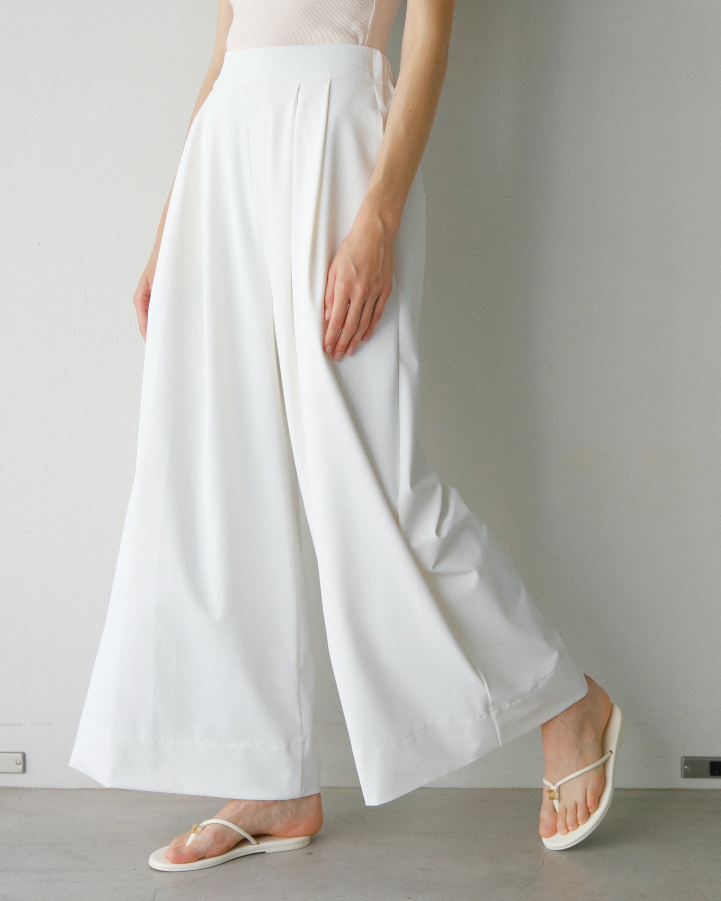 撥水wide pants - white
