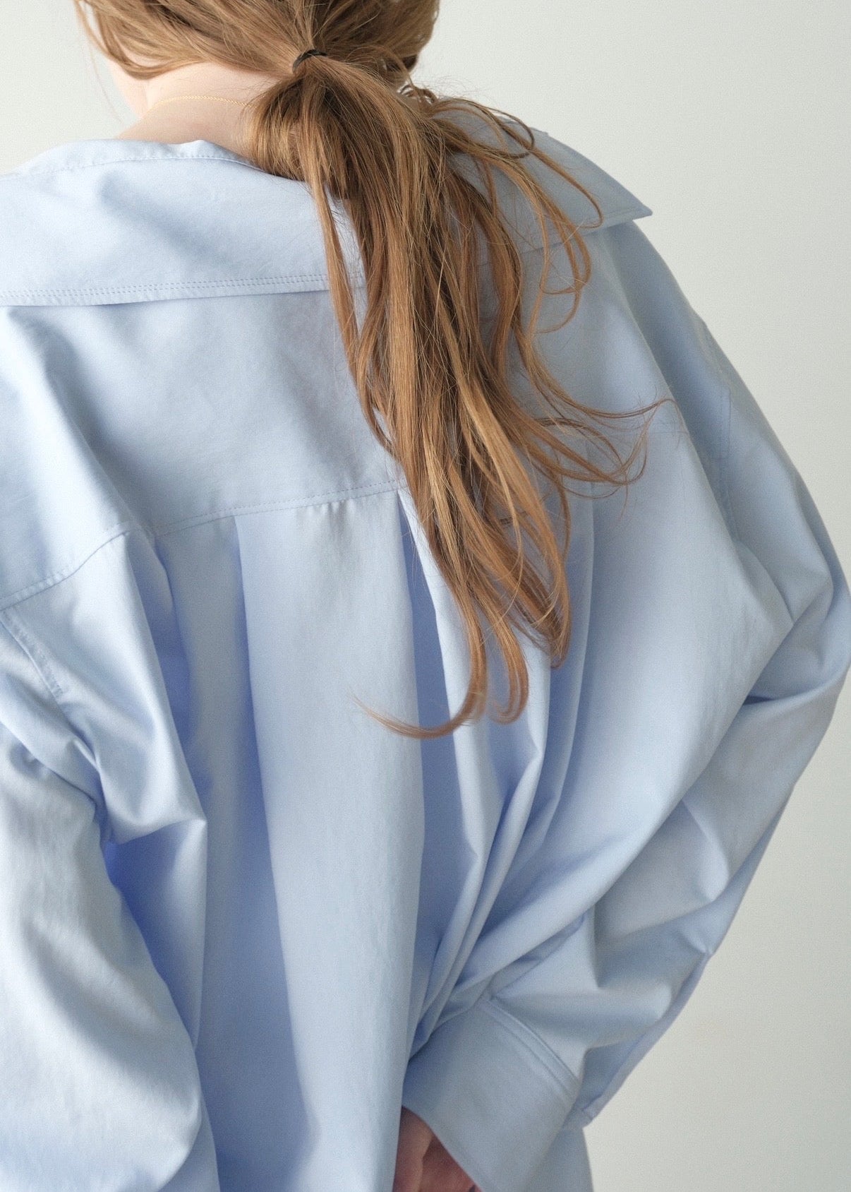 撥水 2way silky over shirt / pale blue