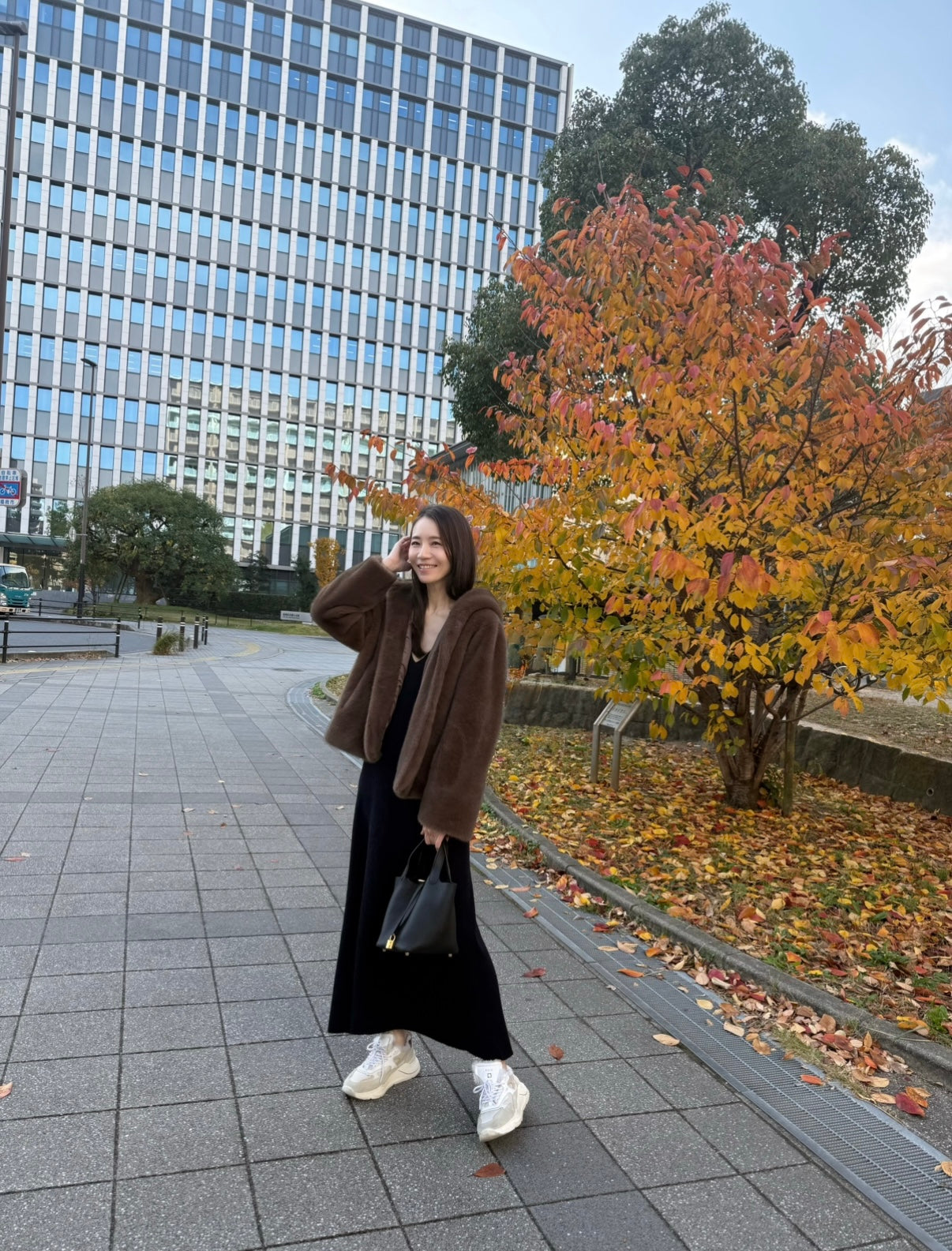 Eco fur hood coat / brown