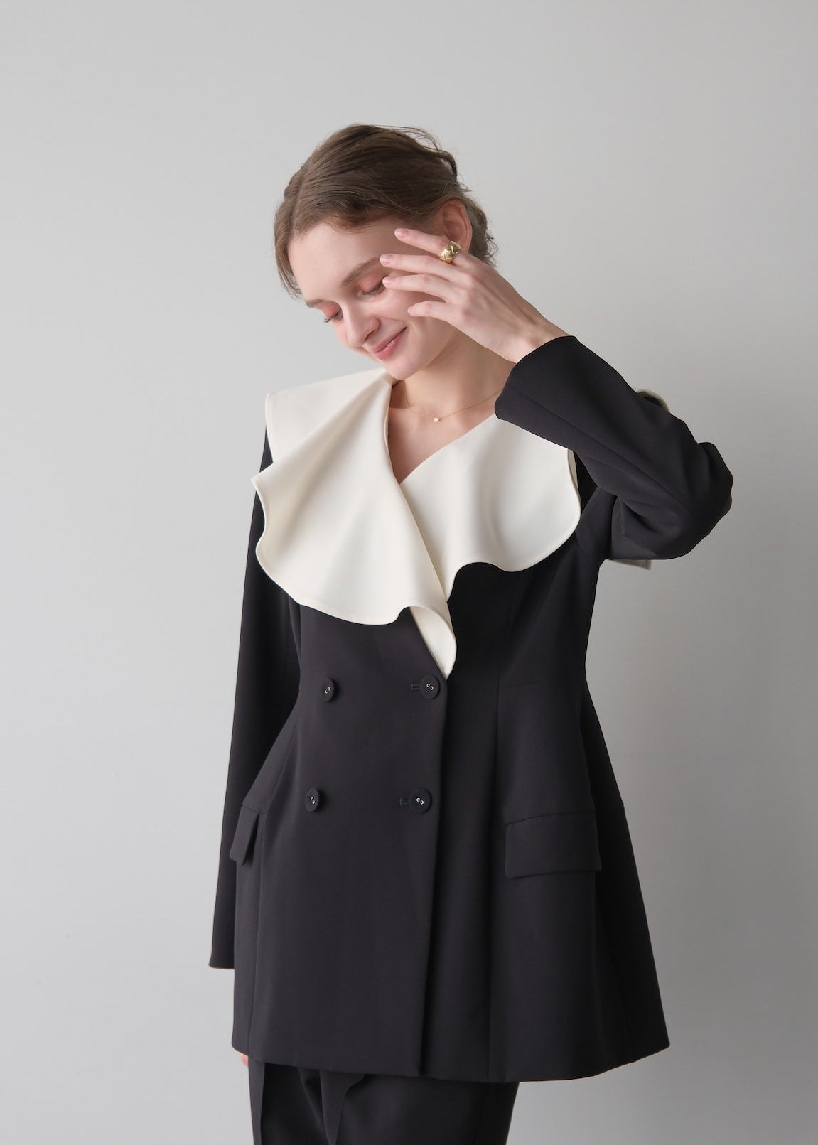 【Pre order】 Ruffle 2way Peplum Jacket -Navy