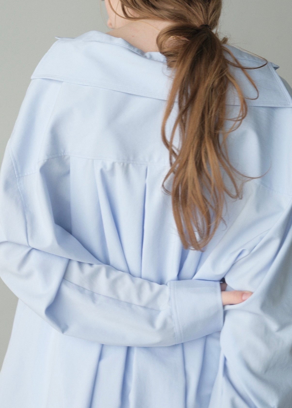 撥水 2way silky over shirt / pale blue