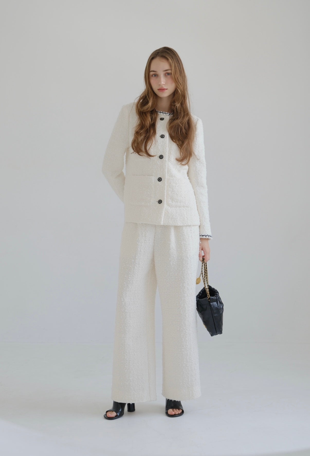 CARLA fluffy jacket カーラ フラッフィー ジャケット CARLA fluffy jacket カーラ フラッフィー ジャケット カーラ