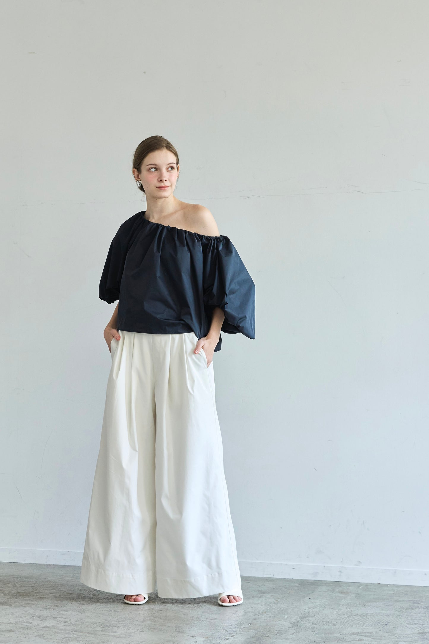 【予約】Otona whip off shoulder(Black)