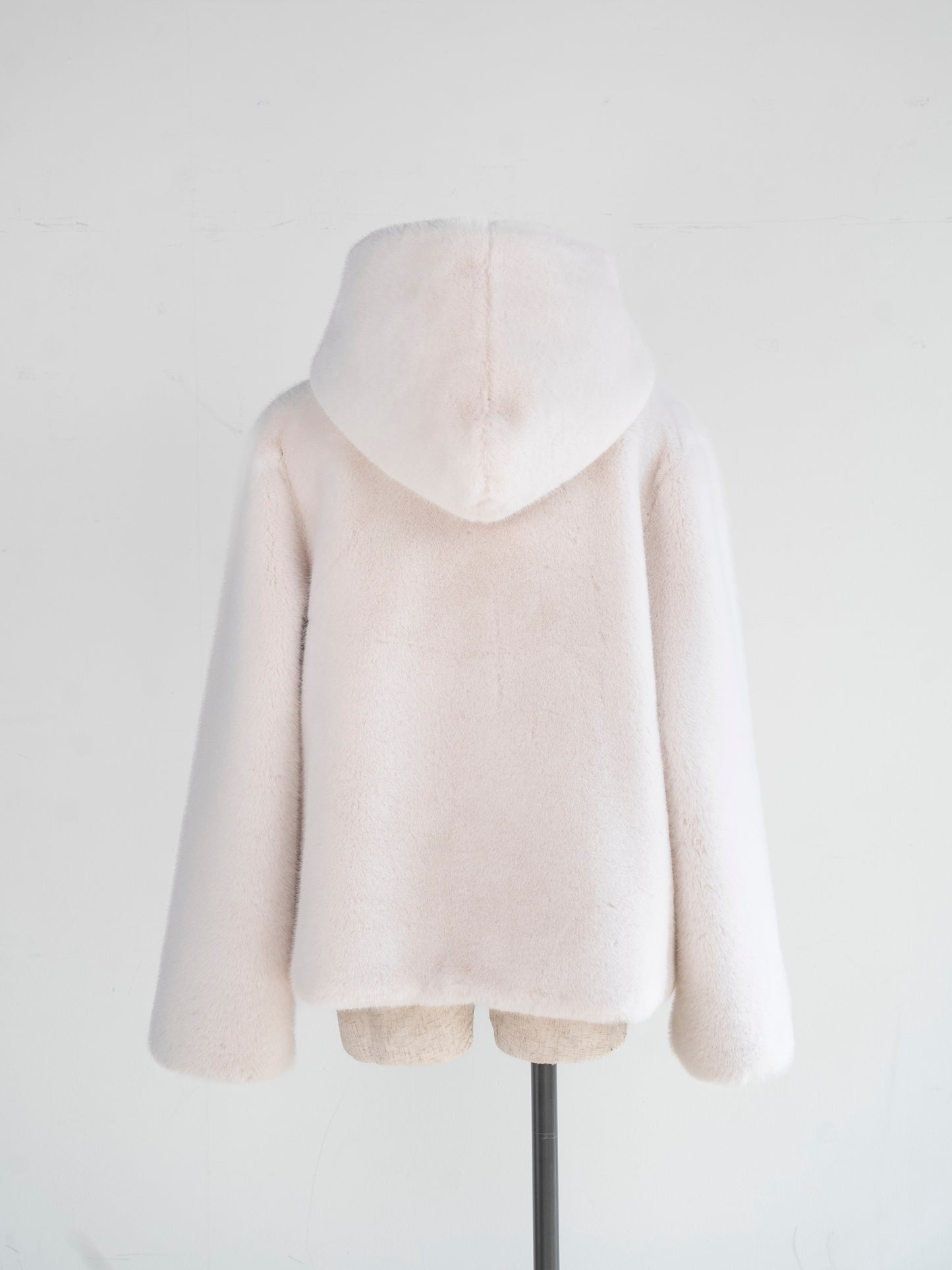 Eco fur hood coat / white