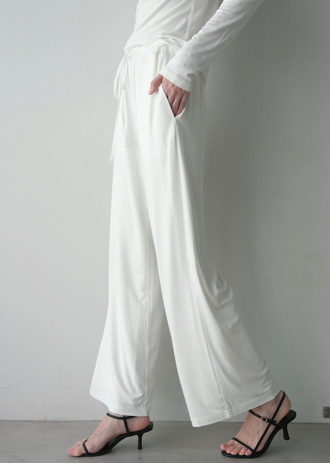 Collagen pants