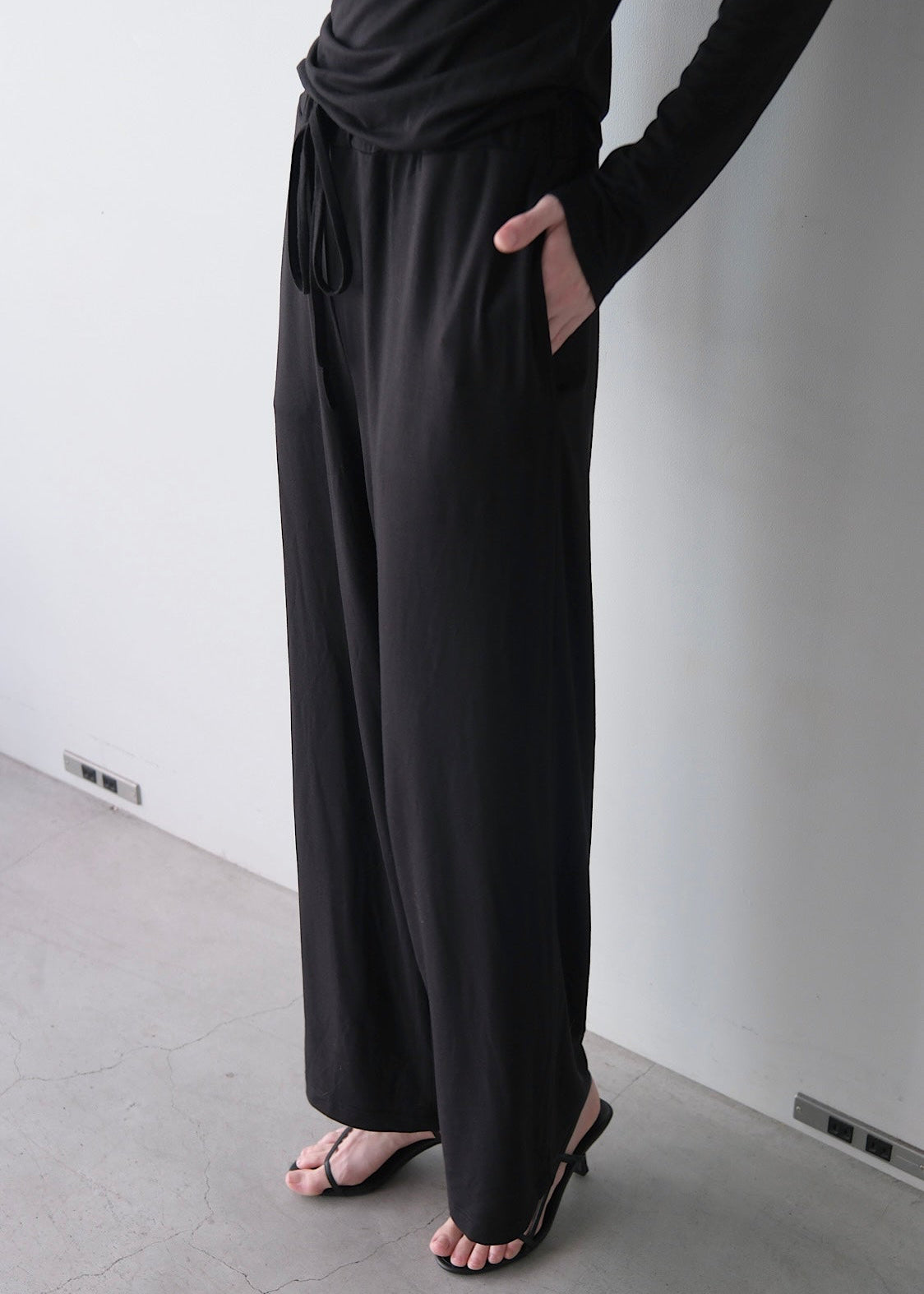 Collagen pants