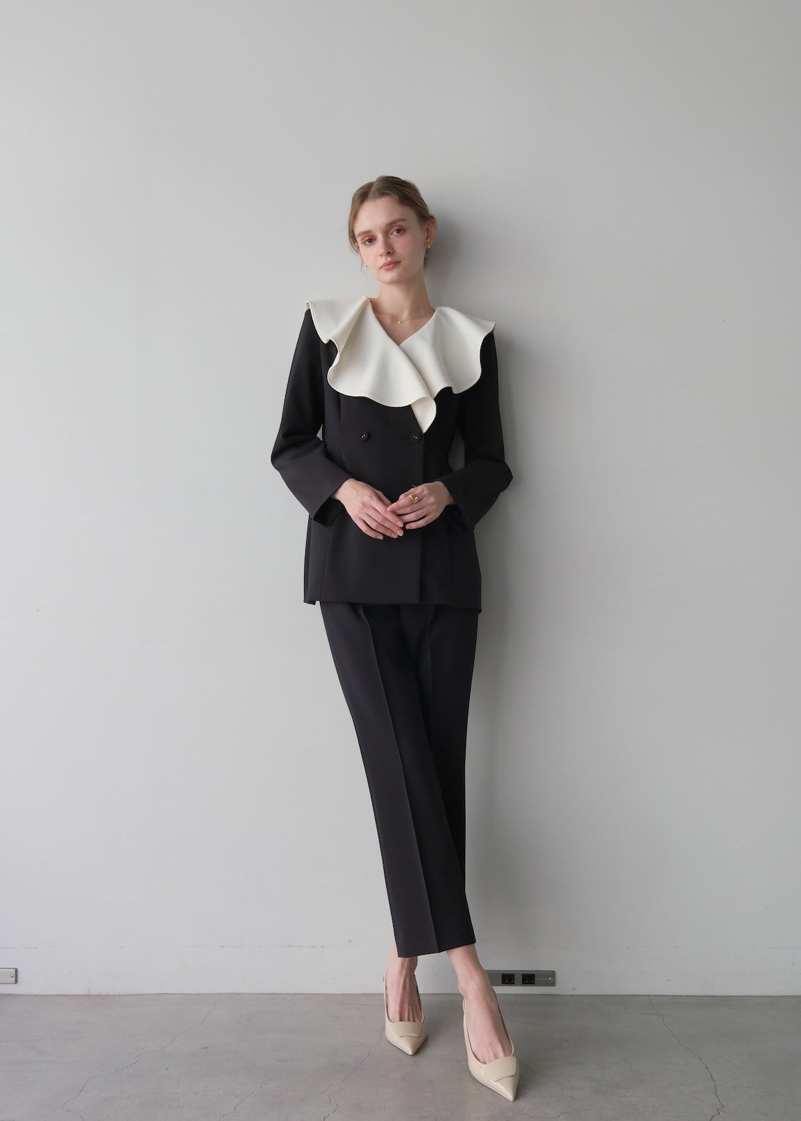 【Pre order】 Ruffle 2way Peplum Jacket -Navy
