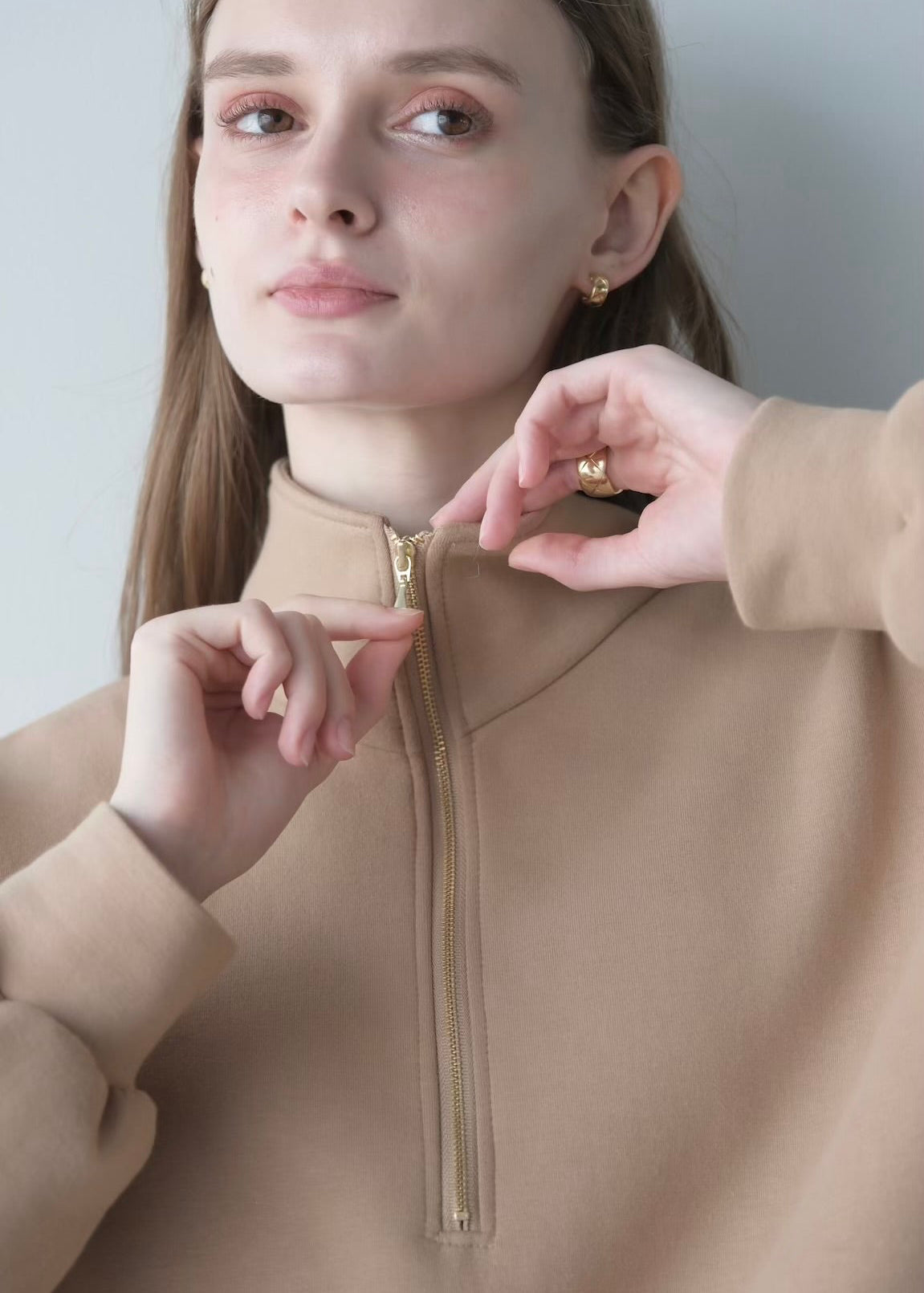 (Pre order) Rich half zip