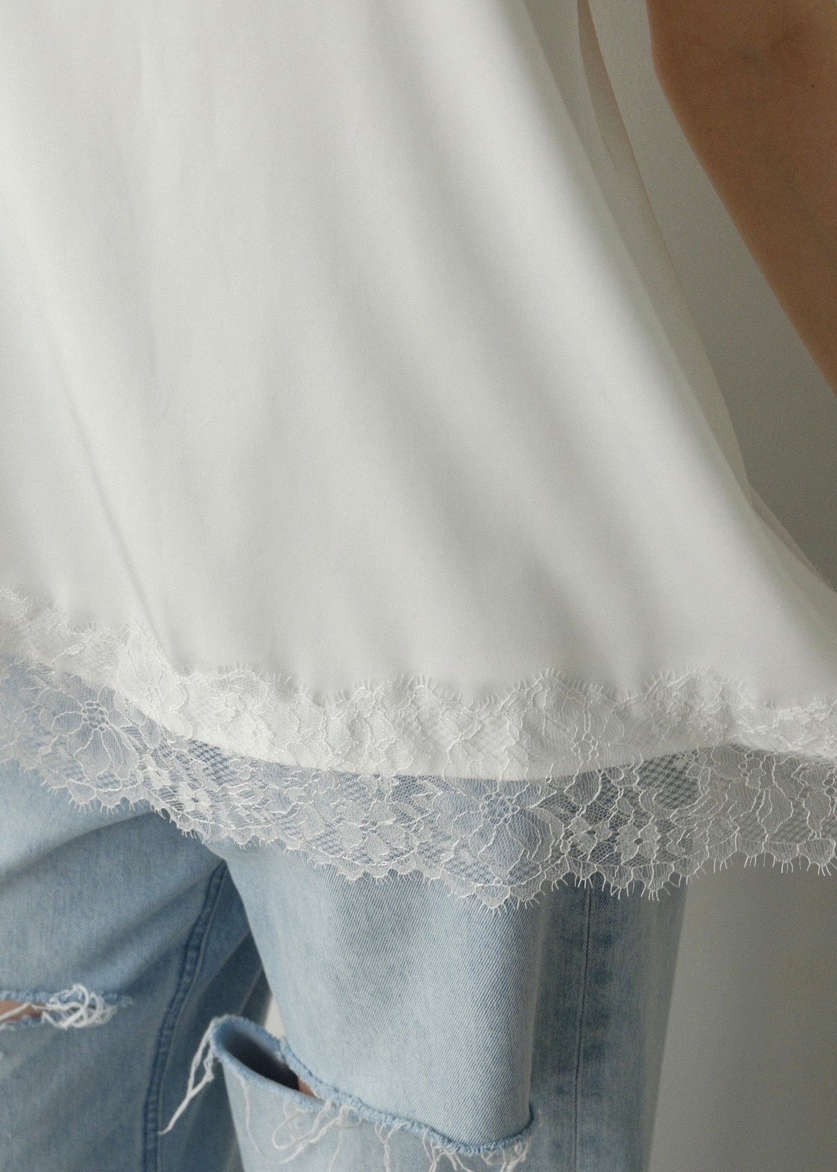 【2nd pre order】Satin lace camisole /white