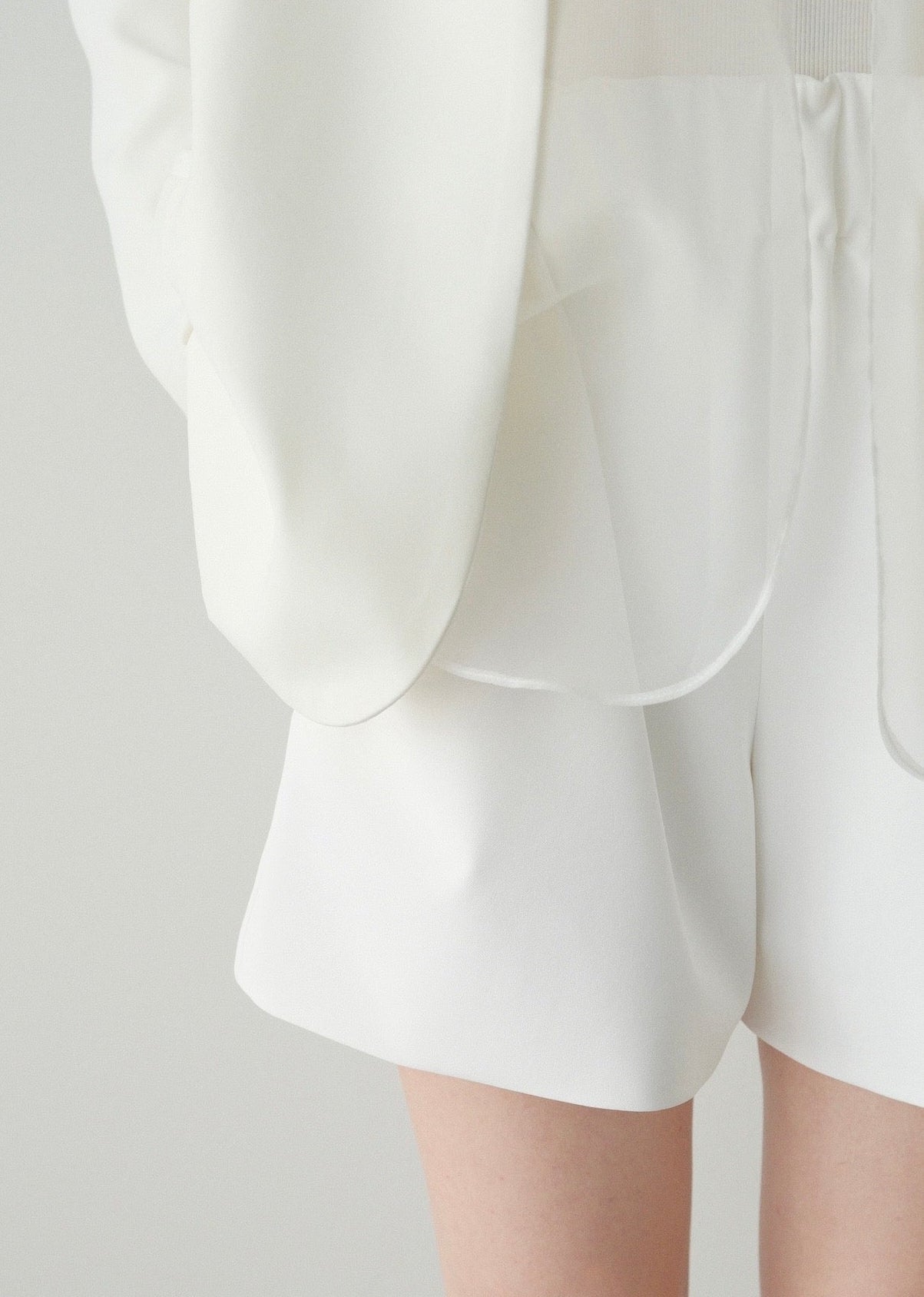 【2nd Pre order】撥水 Otona short pants / white