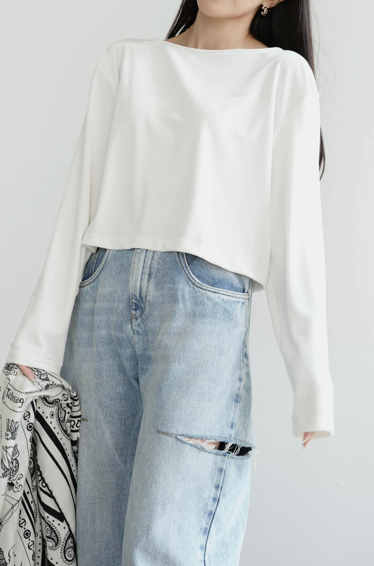 【予約】Konare velour tops (White)