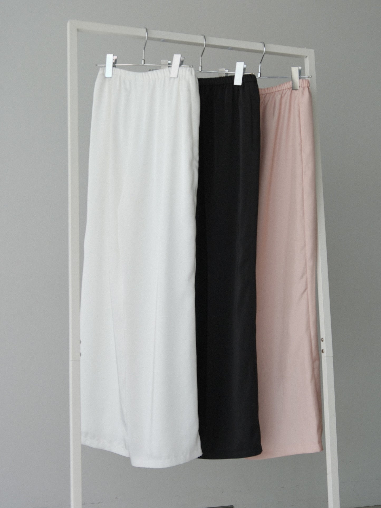 【coming soon】 Lady satin easy pants