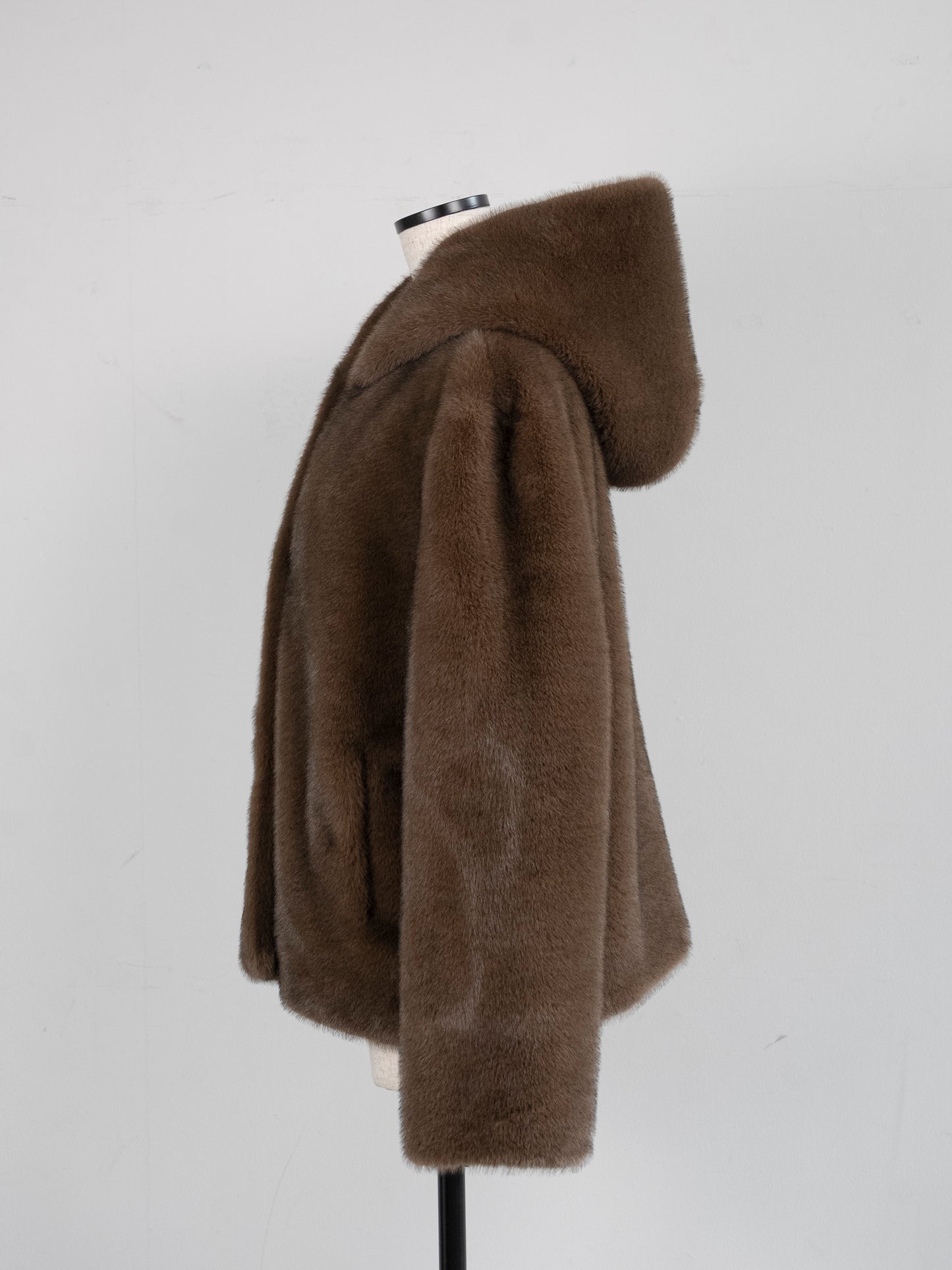 Eco fur hood coat / brown