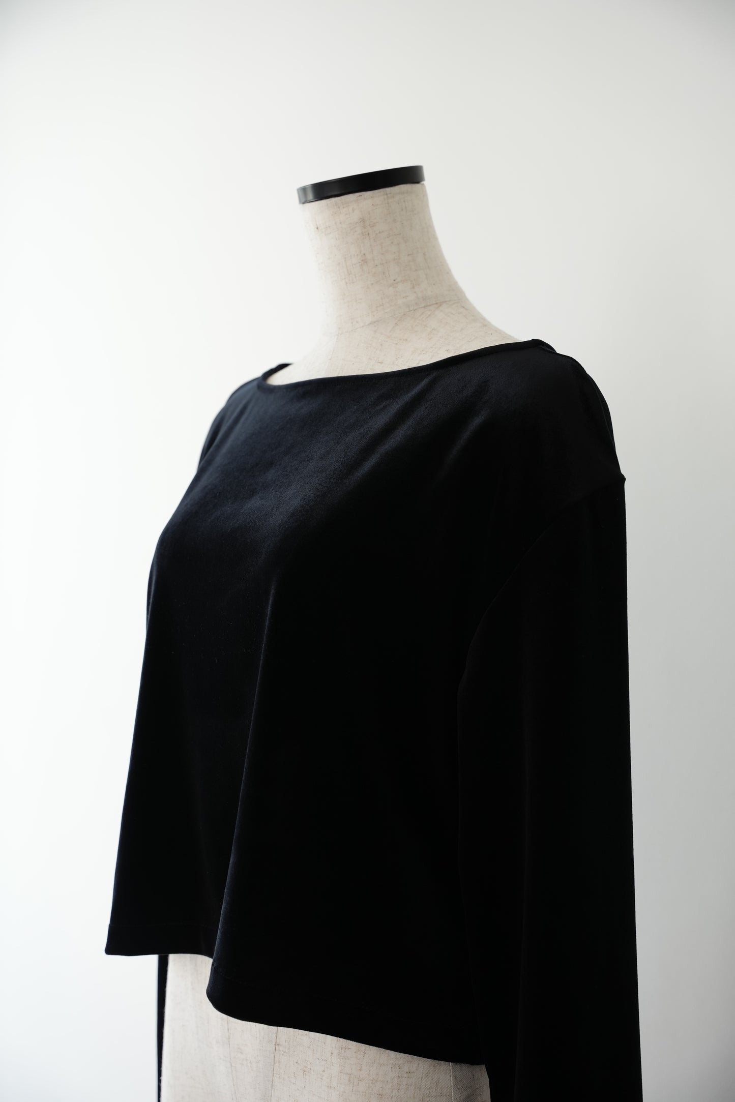 【予約】Konare velour tops (Black)