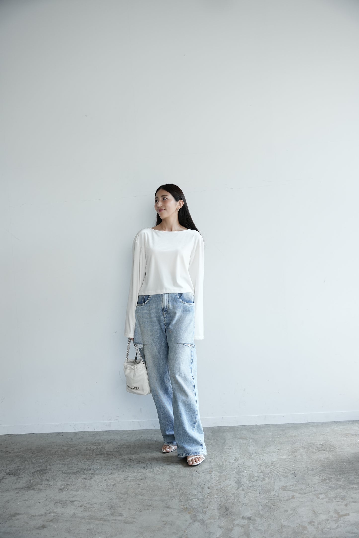 【予約】Konare velour tops (White)