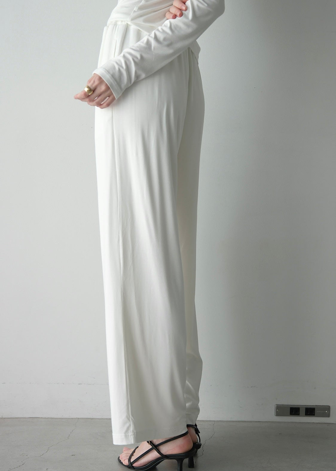 Collagen pants