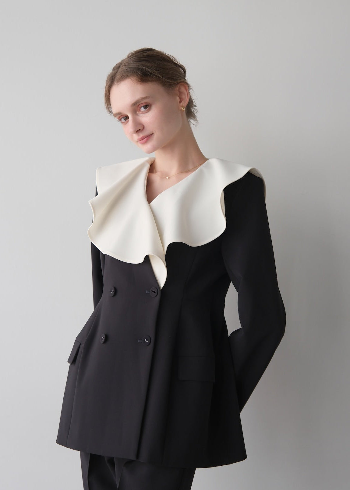 【Pre order】 Ruffle 2way Peplum Jacket -Navy