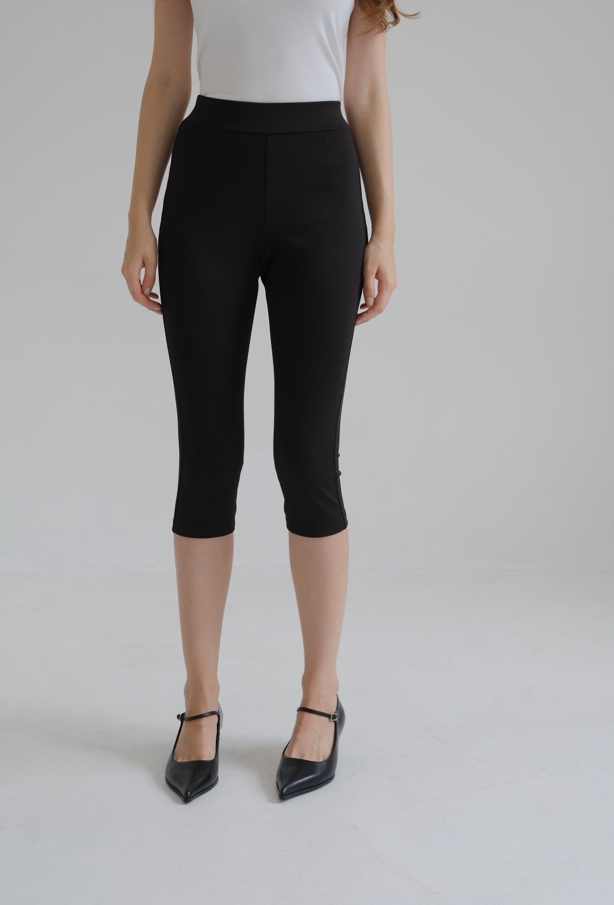 Biraku capri pants – CARLA