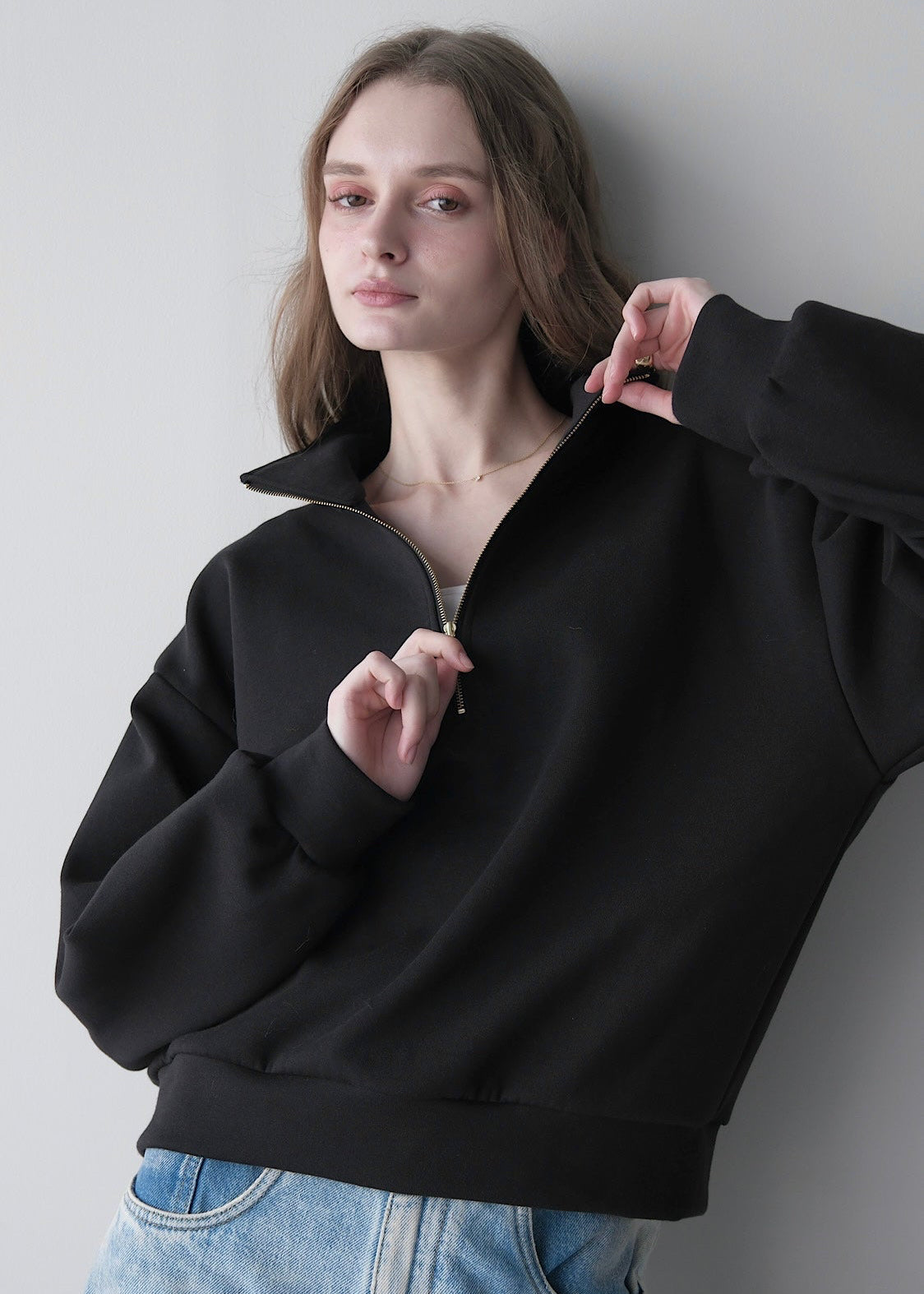 (Pre order) Rich half zip