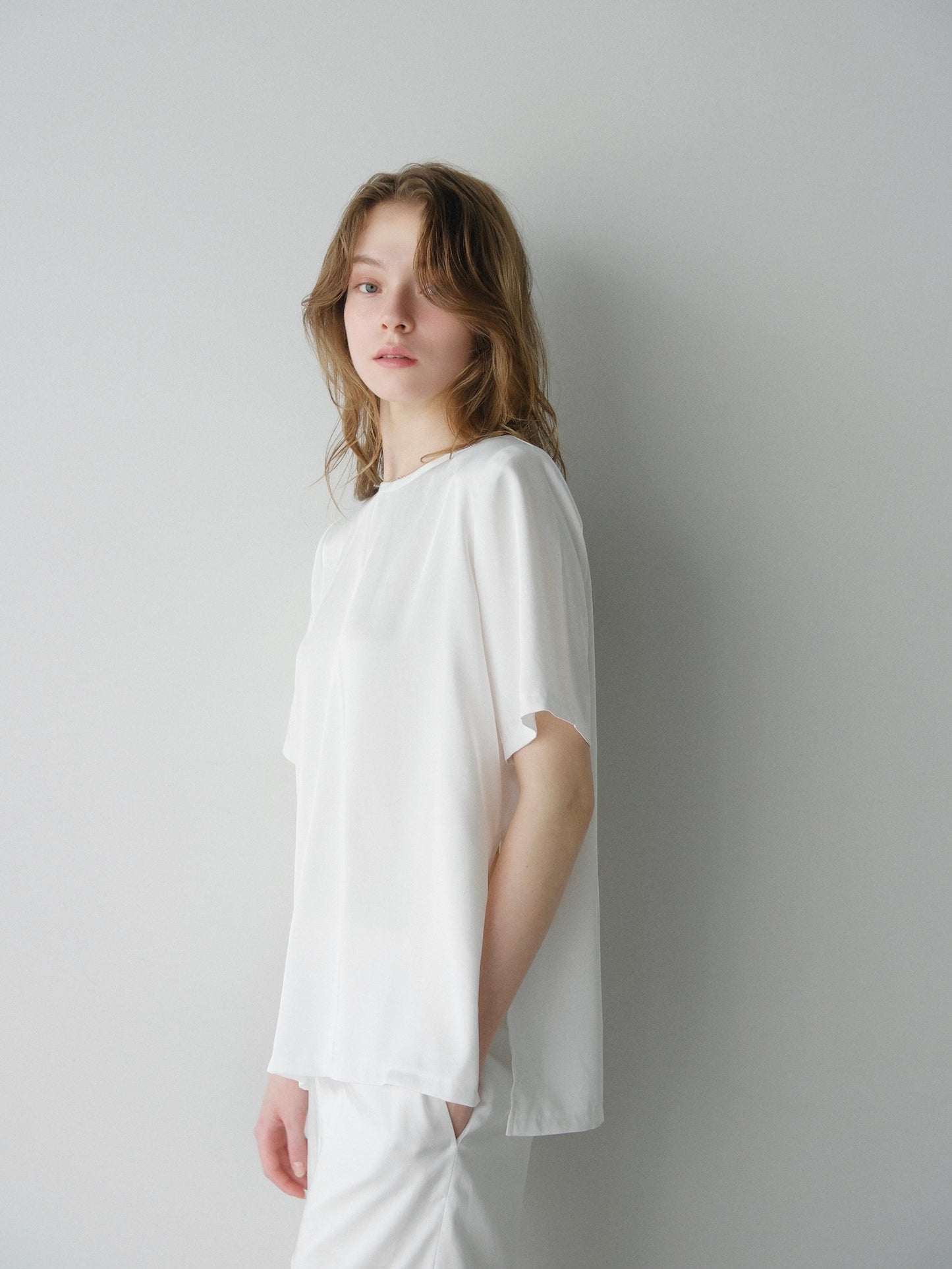 【coming soon】 Lady shoulder satin T blouse