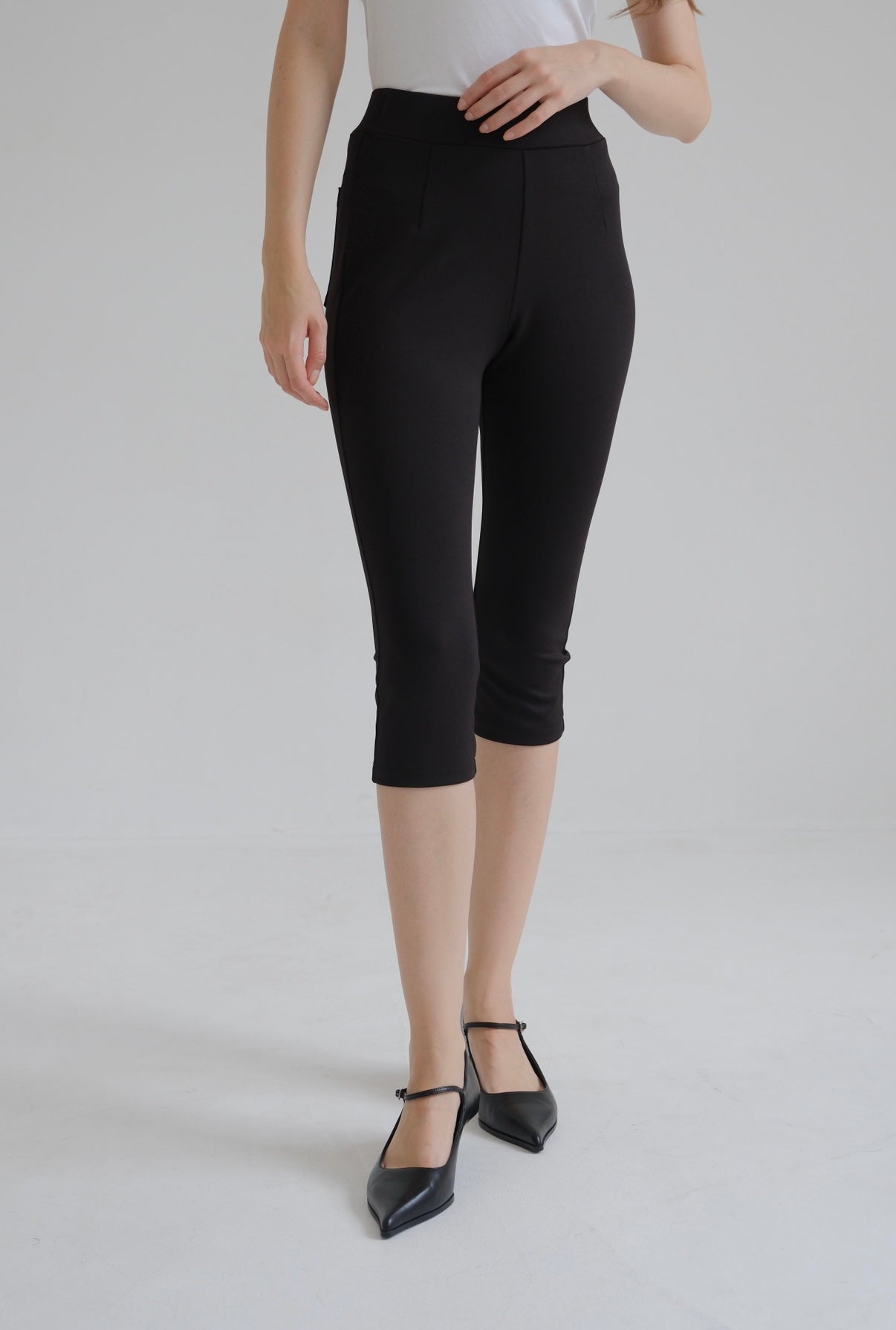 Biraku capri pants – CARLA